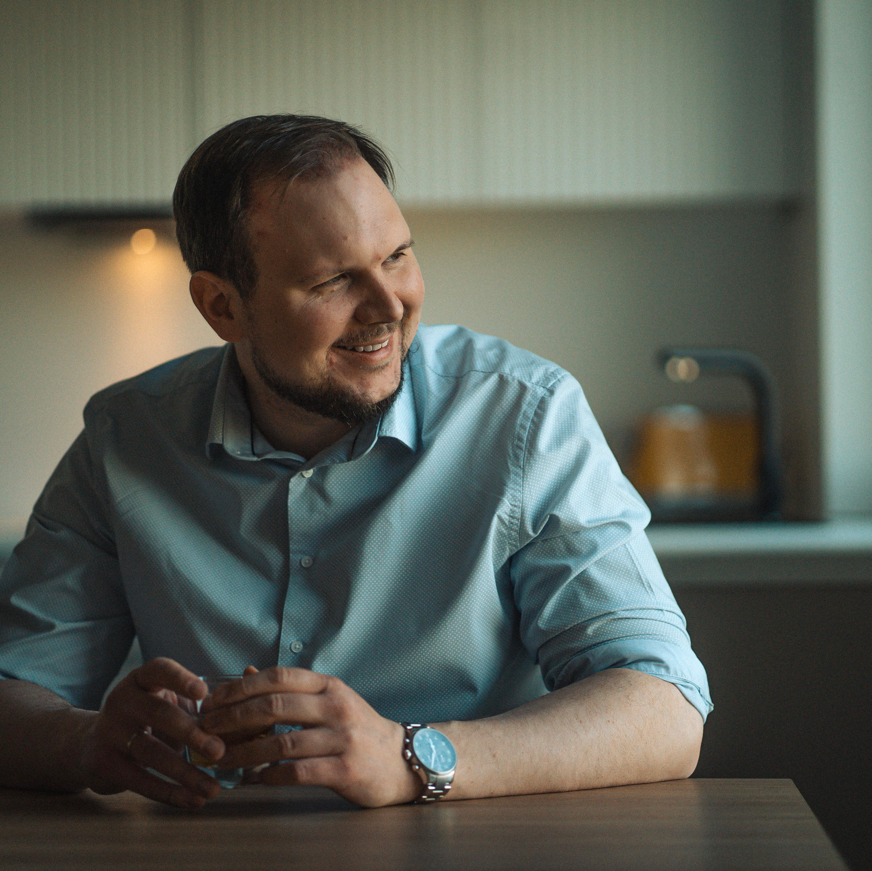 Contact me. Portrait photographer in Tallinn