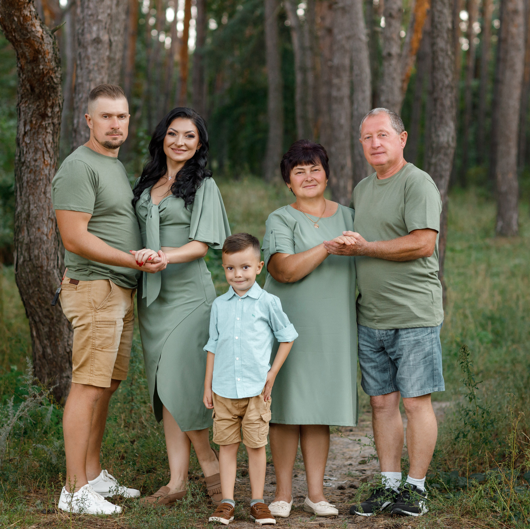 Services. Wedding & family photographer in Dorset, England. Nataliia Honcharenko