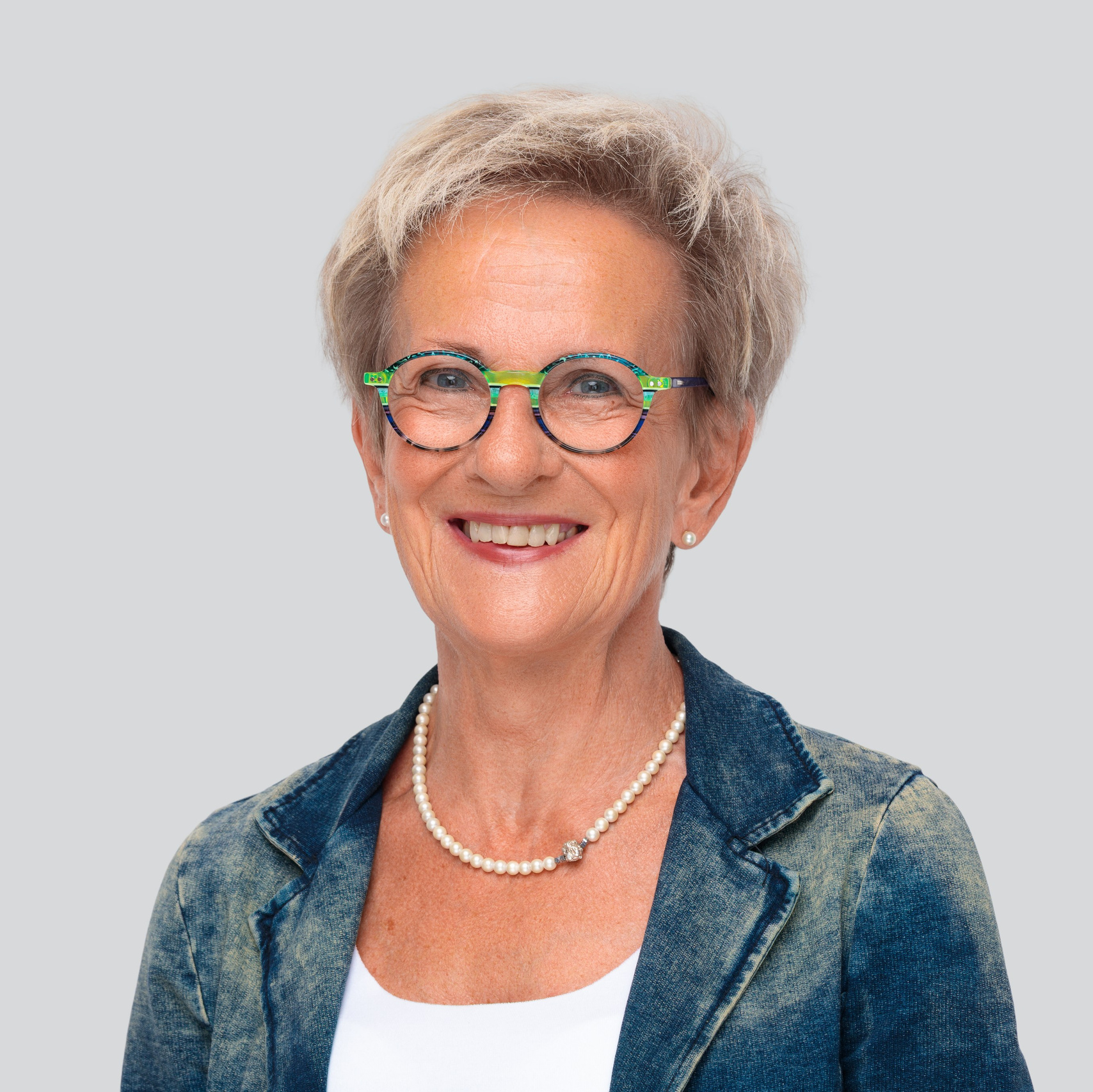 Professionelle Mitarbeiterfotos Sinsheim - Business-Portrait-Service von LAV Fotostudio, Corporate Fotografie