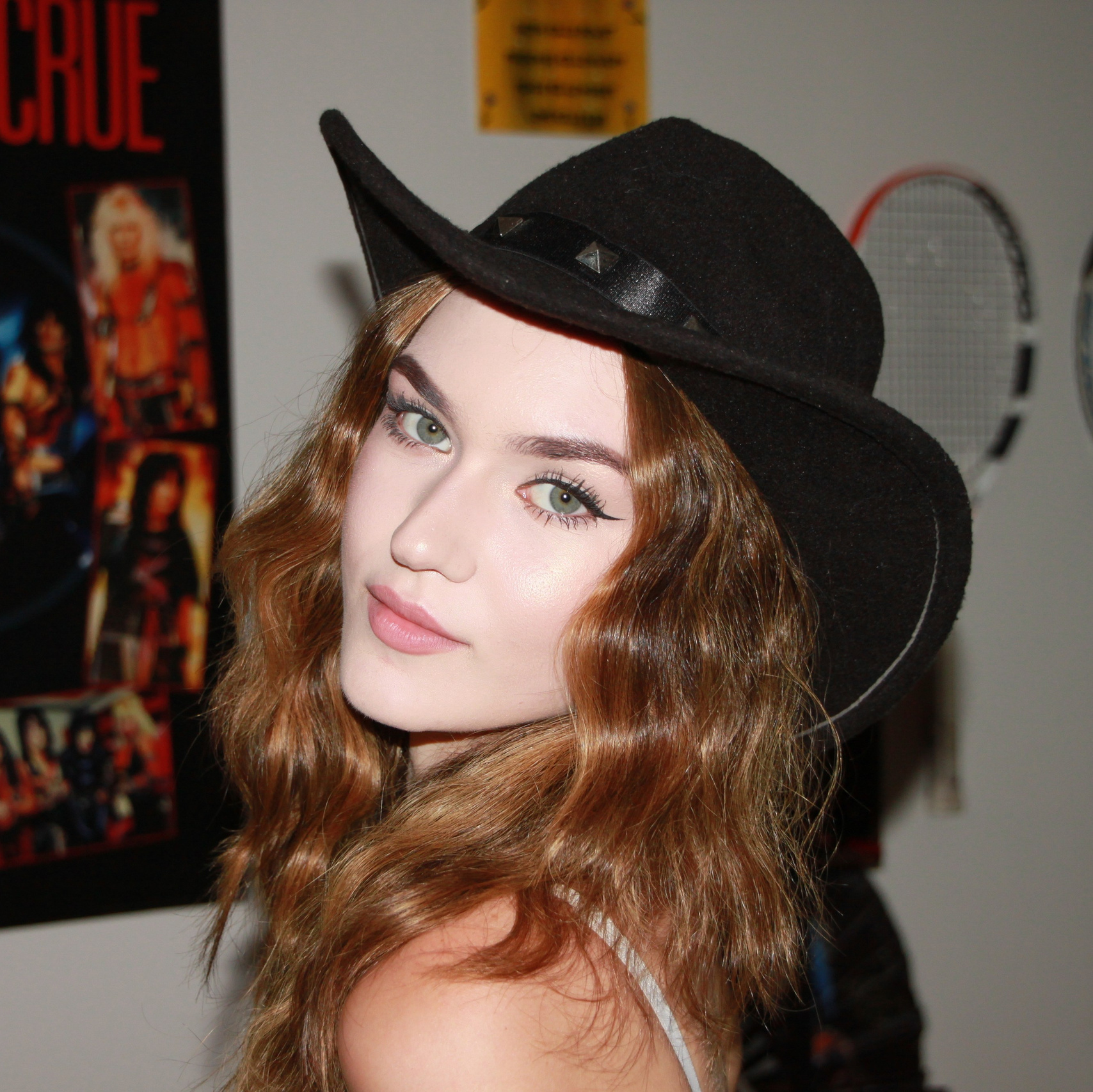 Contact. FuraVision Photography