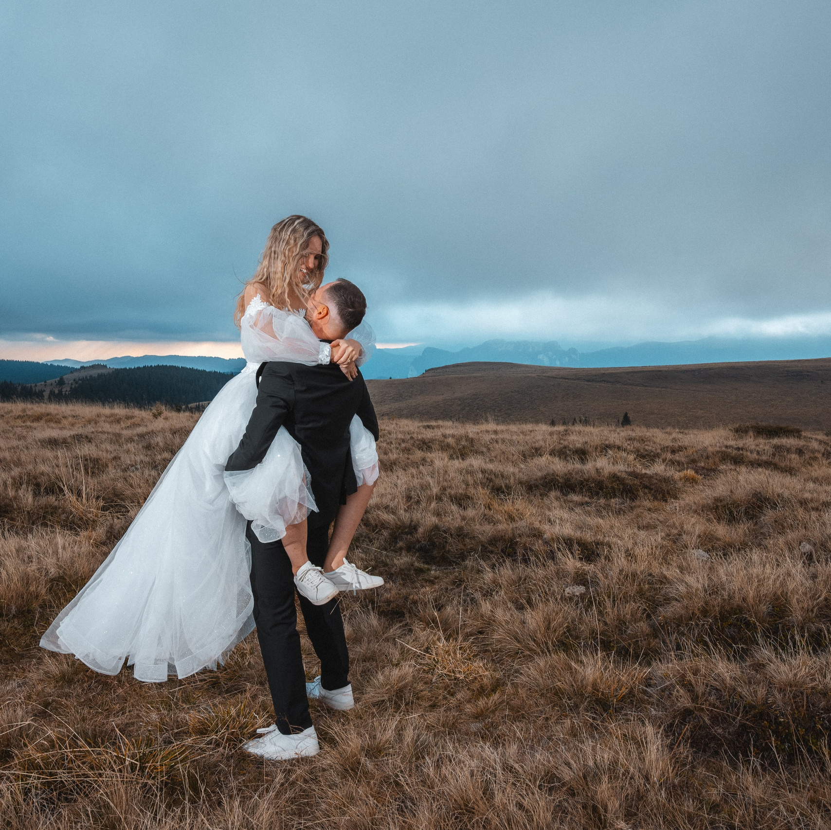 Povesti complete de nuntă. Cătălin Lazăr Photography — Fotografie de nuntă și evenimente premium în România și Europa