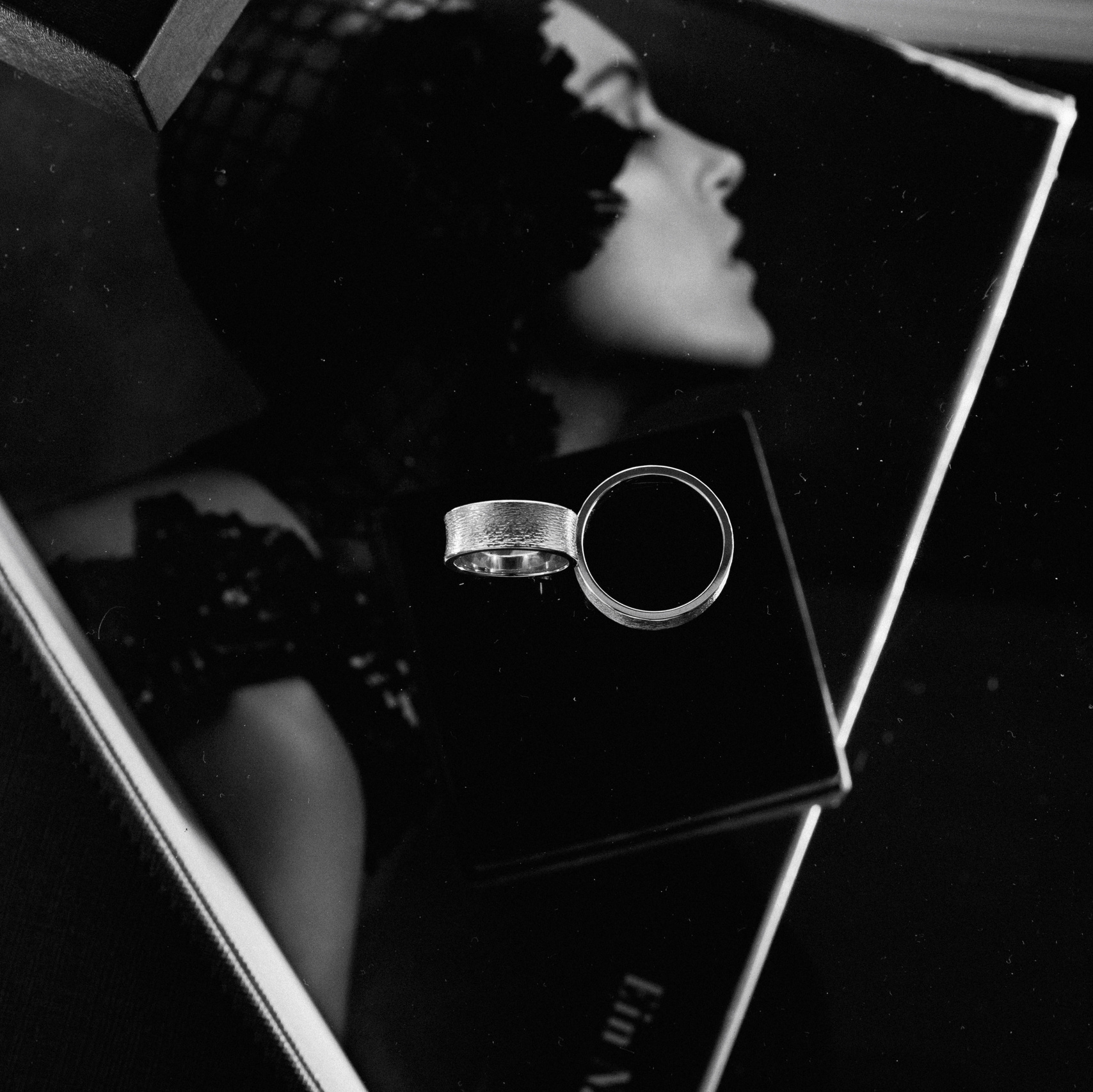 WEDDINGS & ELOPEMENTS. Ivan Skufinsky — wedding and family photographer in Vancouver