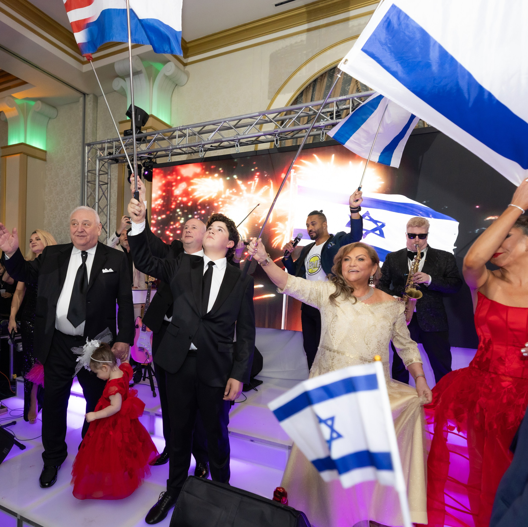 Bat & Bar Mitzvah Galleries. Mazal Tov Studio