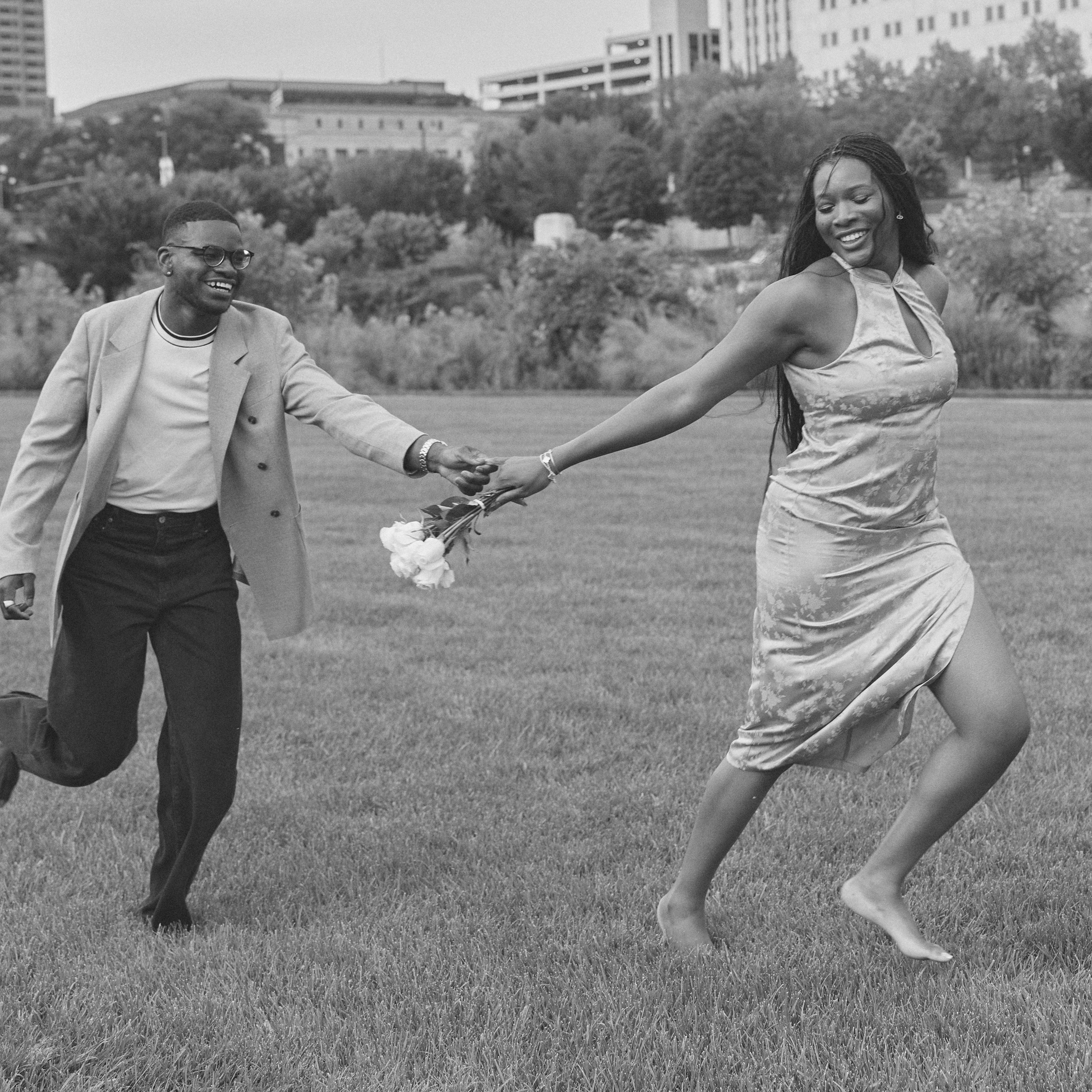 Romantic Surprise Proposal at Genoa Park in Columbus (1). Kovyphoto