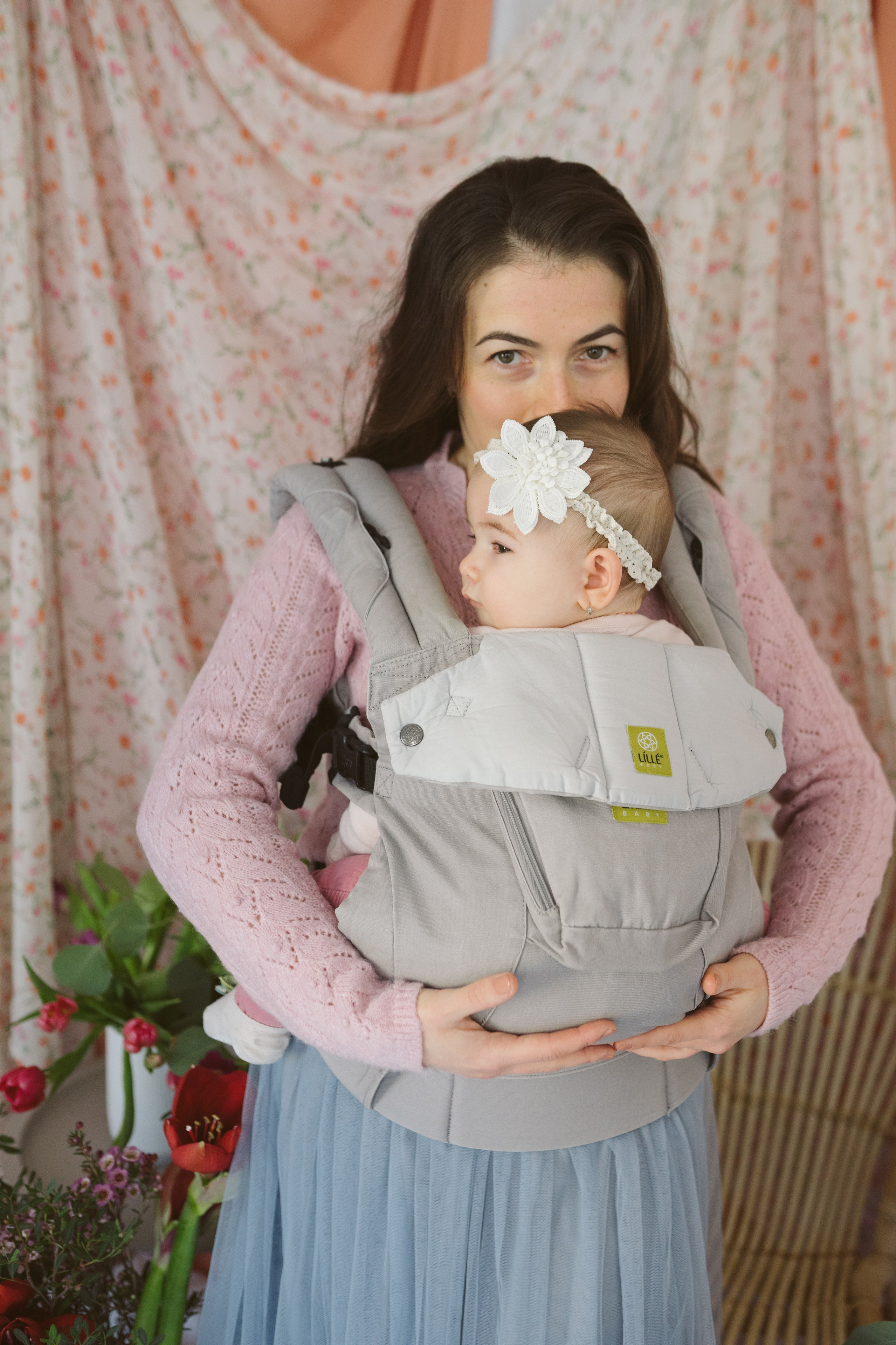 Bebelușul la Piept: Mărțișorul Părinților | Mădălina Beda. Madalina Beda- Artist vizual, fotograf, doula la nastere, consultant babywearing Brasov si in toata tara