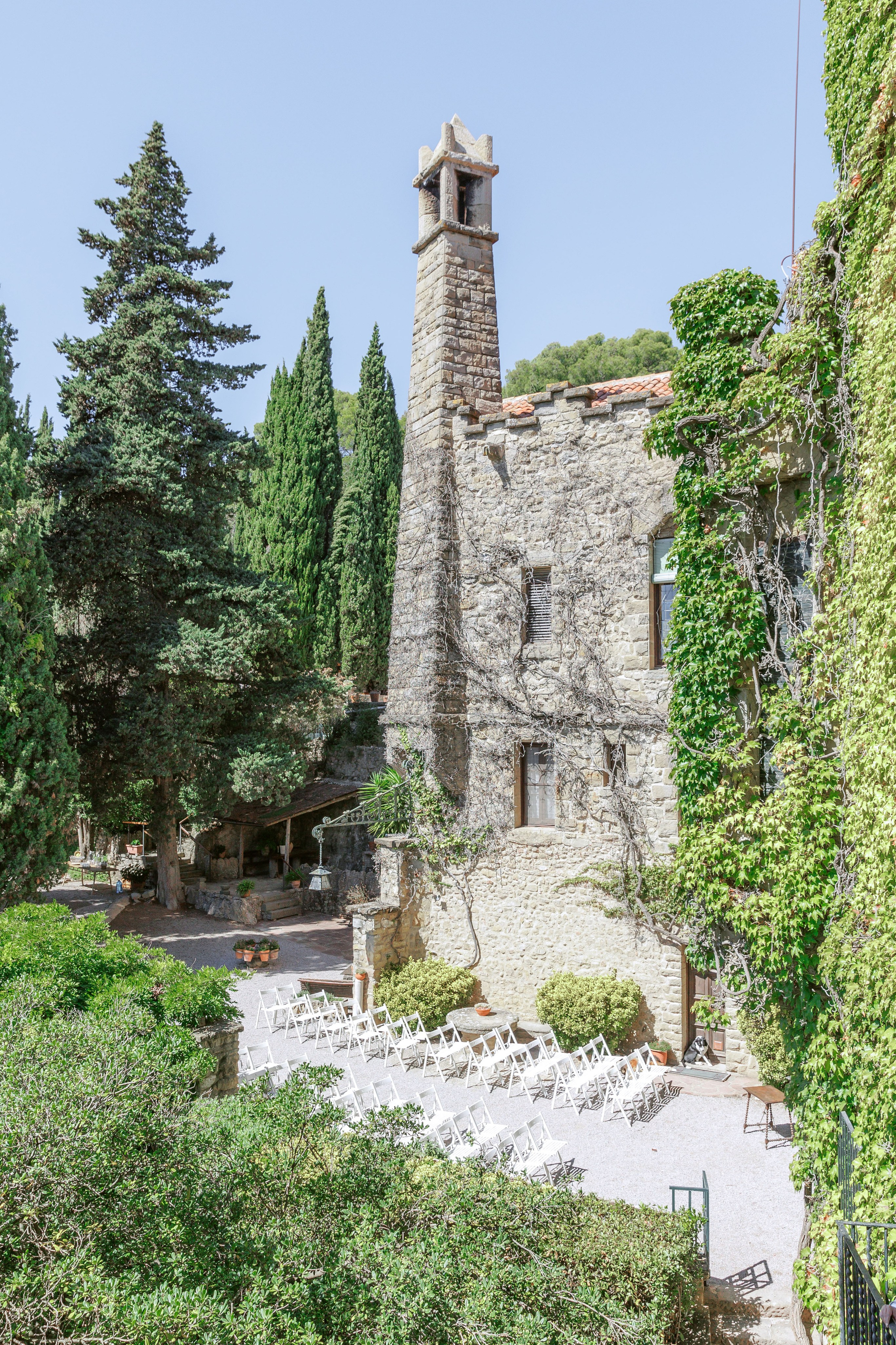 La Baronia Castle wedding venue overlooking the Catalan countryside