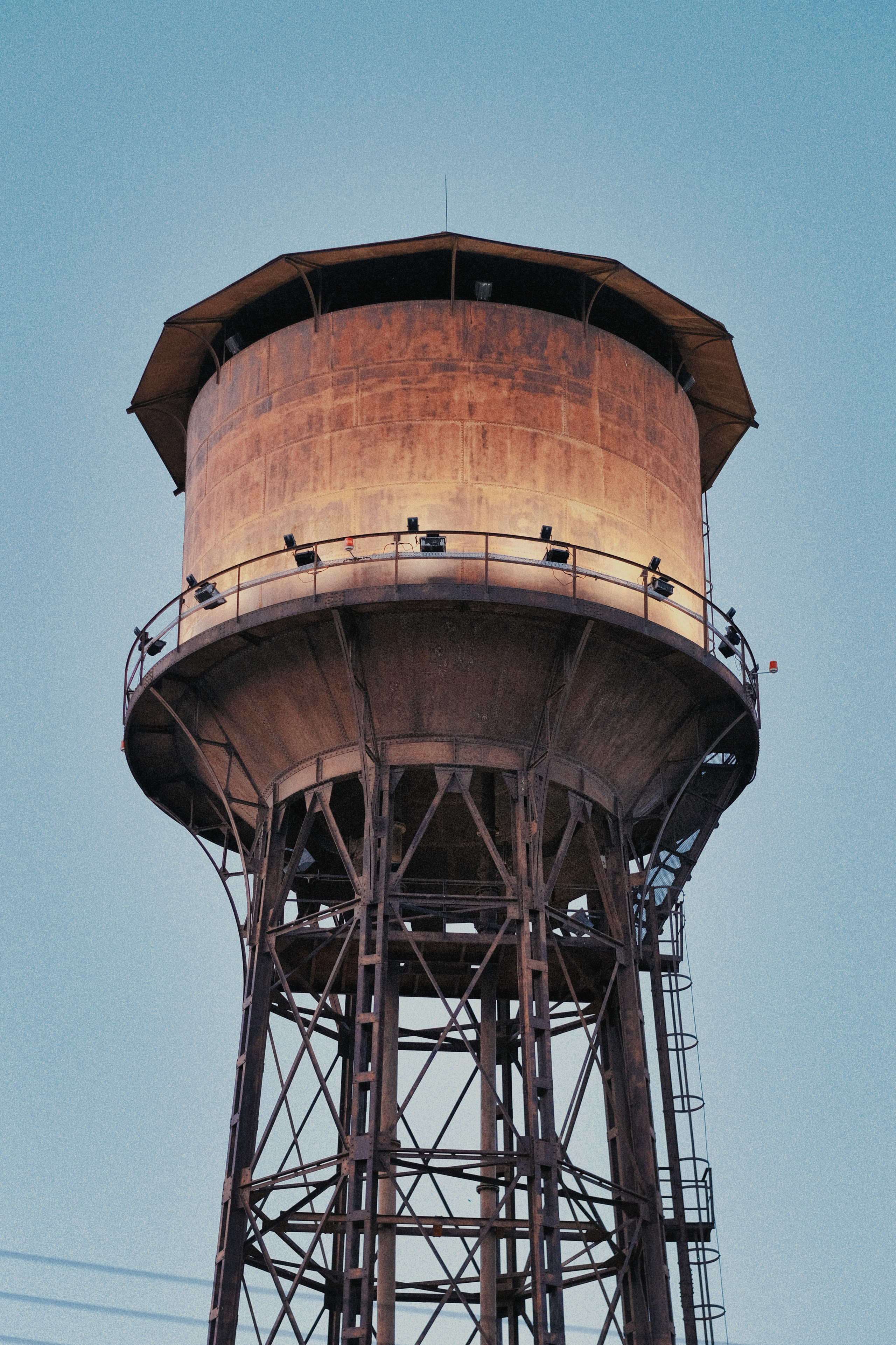Limassol Water Tower in Black and White | Shadow Water Tower. 中国街头摄影 | The Streets of China Through My Eyes | 深圳