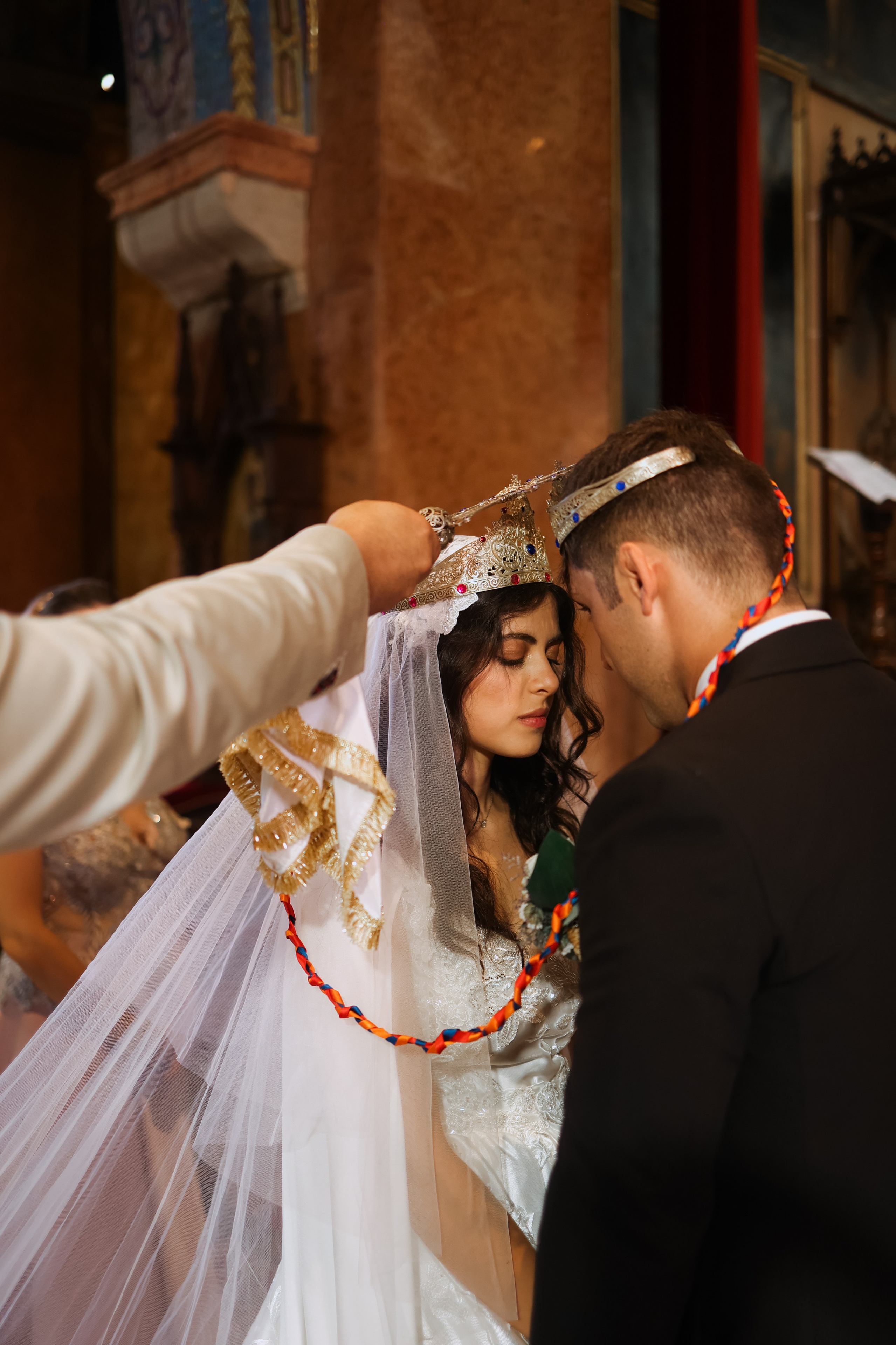 Armenian wedding at San Lazzaro degli Armeni. Photographer in Venice, Viktoria Antonova