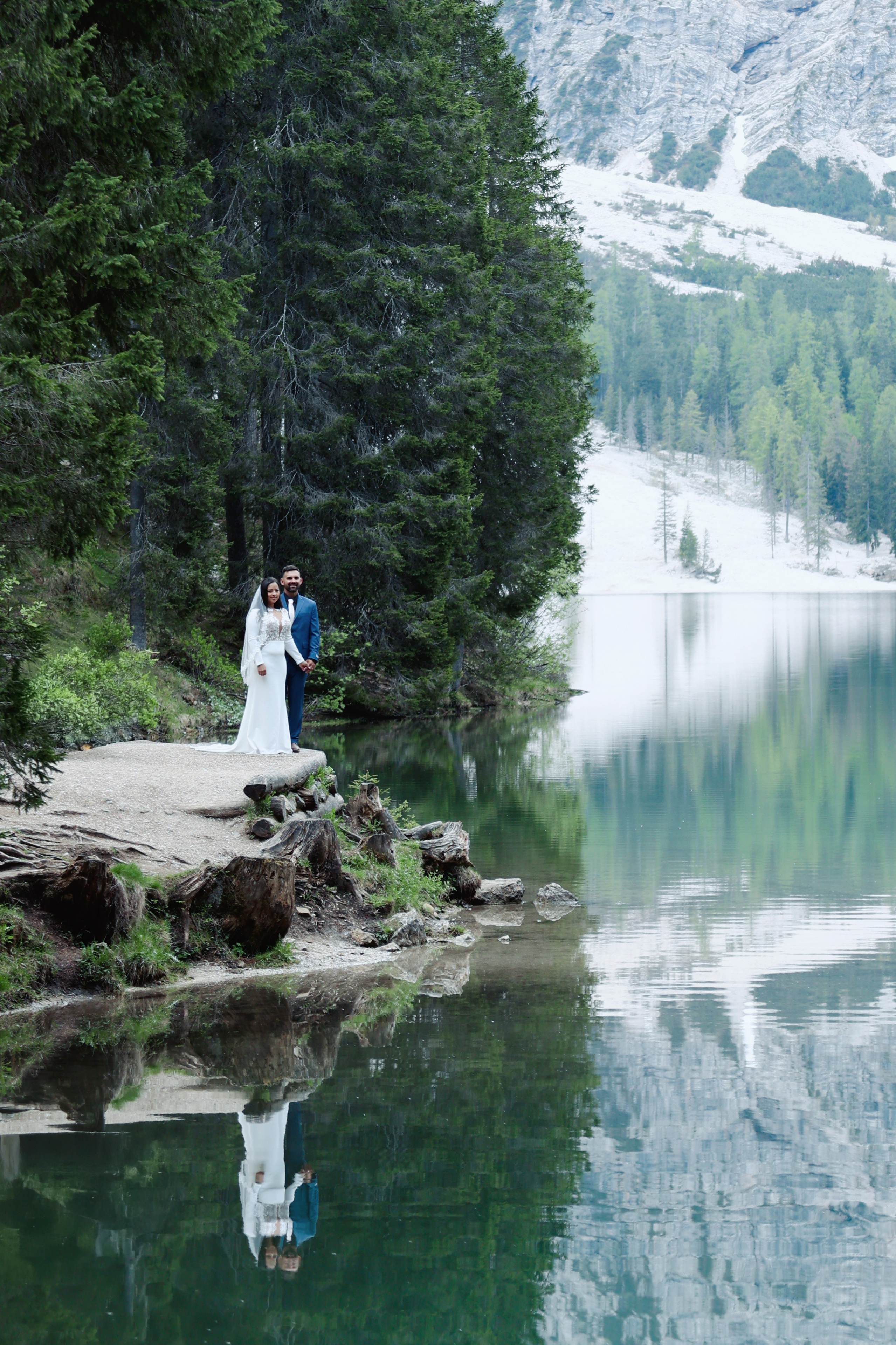  intimate elopement in Italy