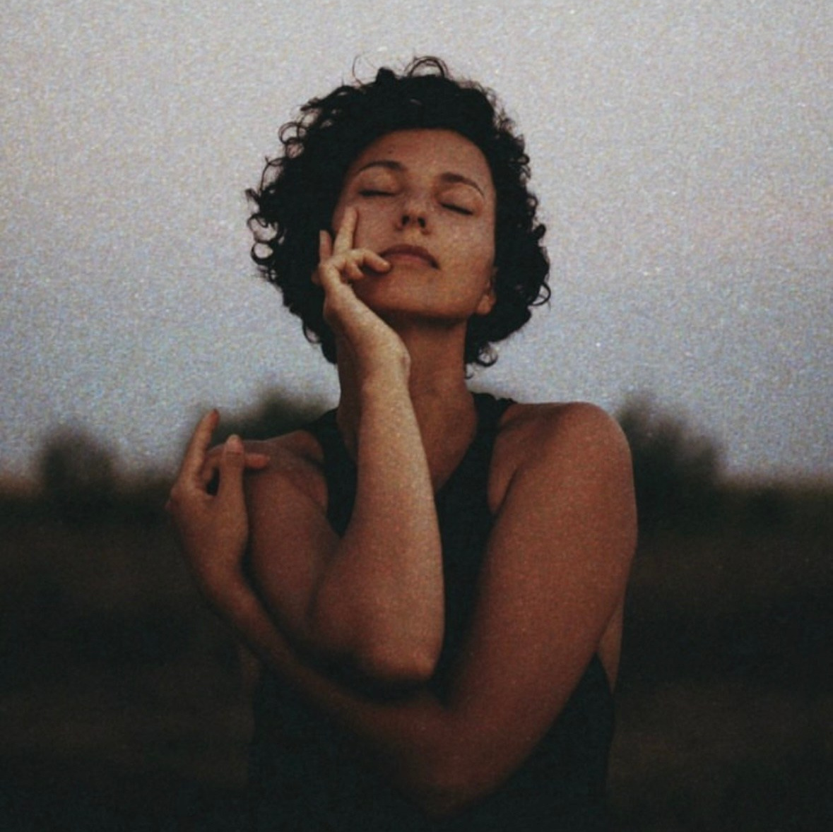 Contacts. Paola wedding photographer / videographer in Barcelona