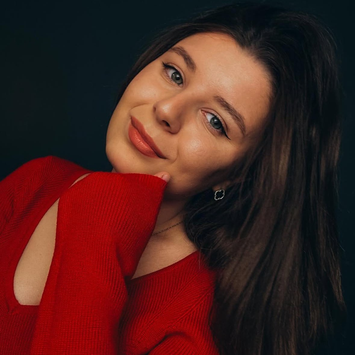 Contact. Kitchener Waterloo Cambridge Photographer — Olga Ro