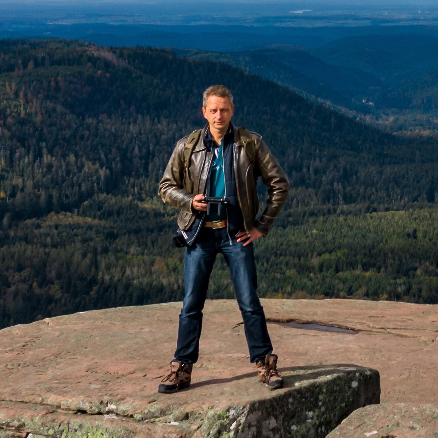 About. Photographe à Strasbourg | Portraits, Studio, Enfants, Événements