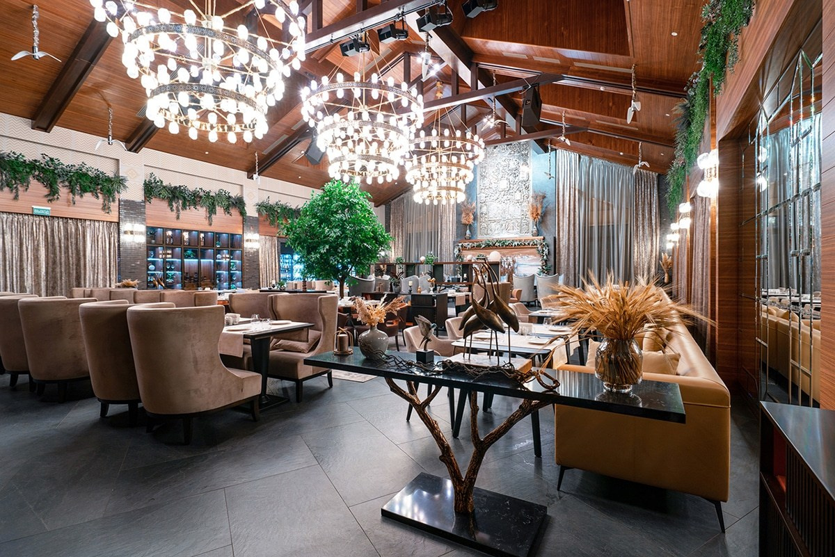 RESTAURANT WITH ELEMENTS OF NATURE. Interior Design & 3D Rendering | Alena Bulataya Design Buro