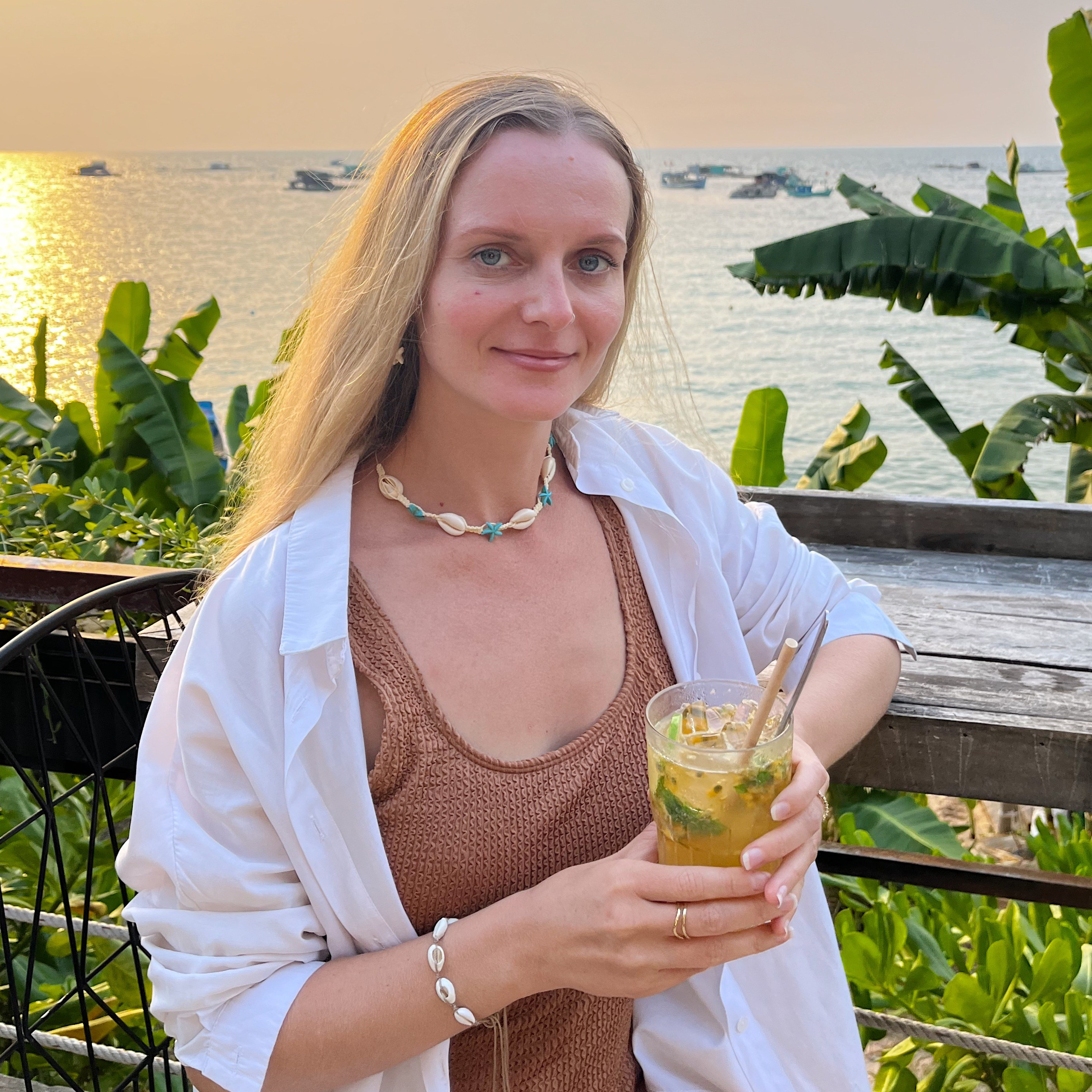 Veronika | Lifestyle & Family Photographer in Hoi An. Photographer in Hoi An — Veronika Guzenko. Natural photoshoots for couples, families and solo travelers. Book your shoot today