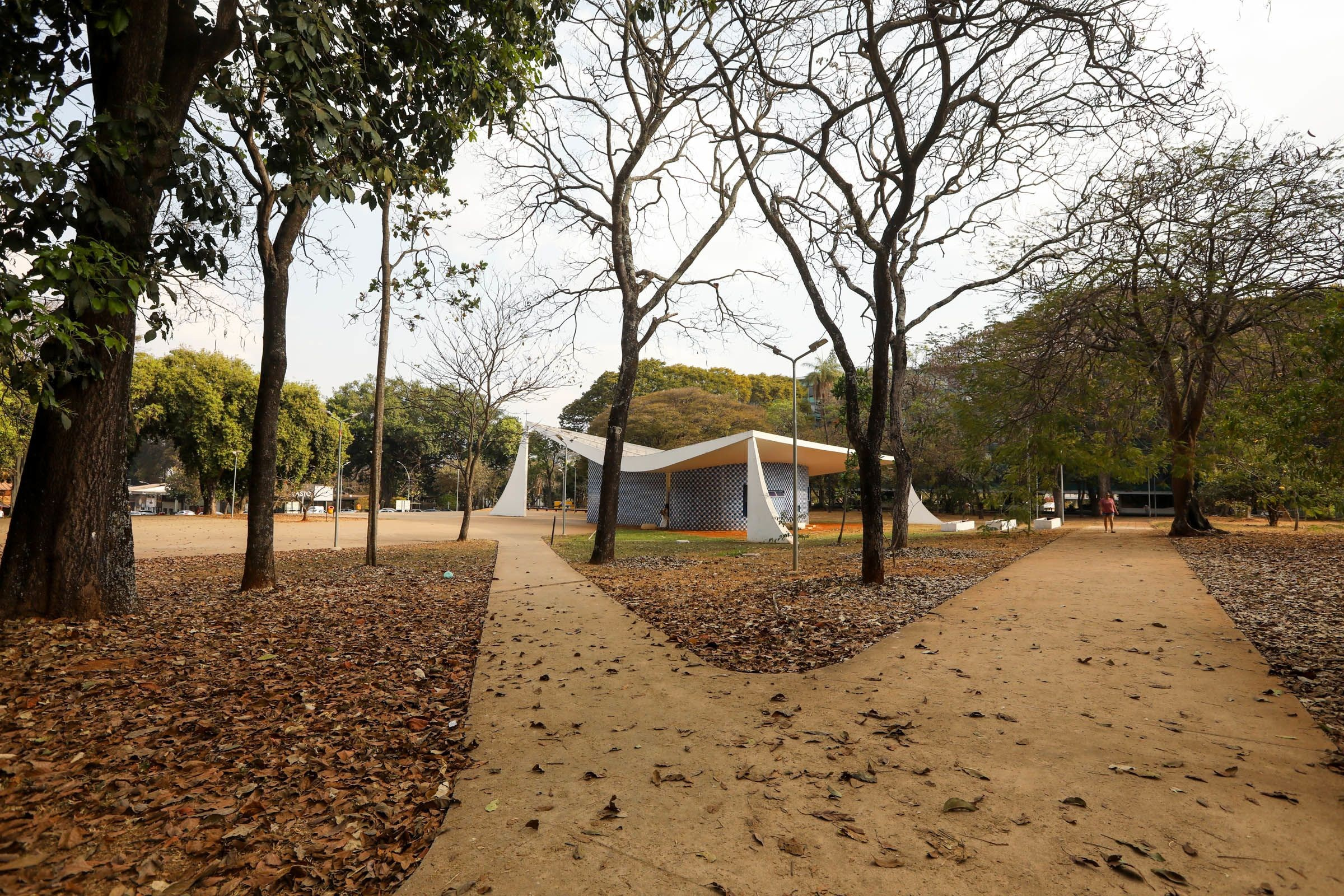 Onde Fazer Ensaio Fotográfico em Brasília? Confira Essas Indicações Perfeitas para Fotos Profissionais. Fotógrafo de Brasília | Vini Fotógrafo: Especialista em Casamentos, Ensaios e Eventos