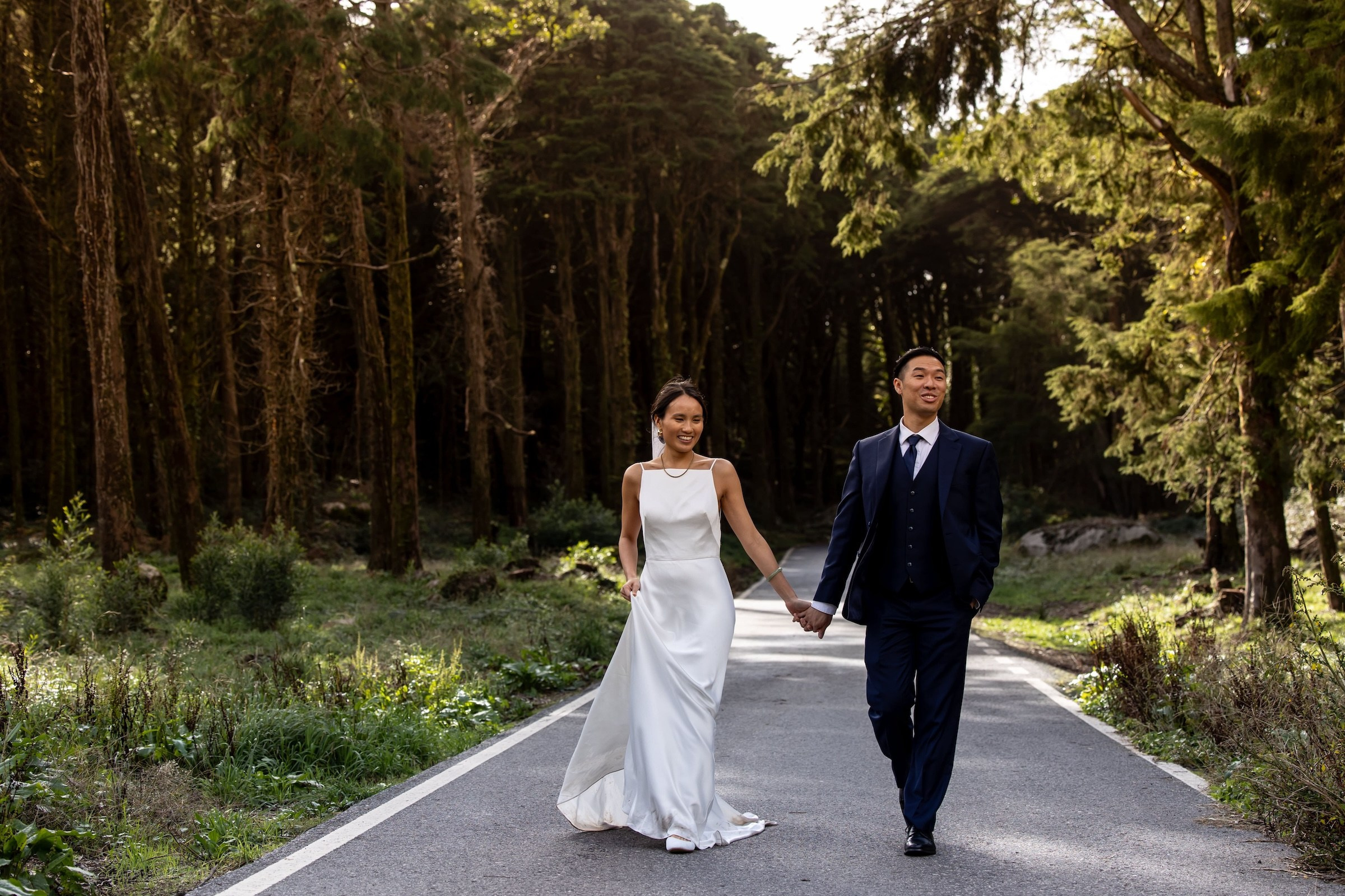 Couple in Peninha road