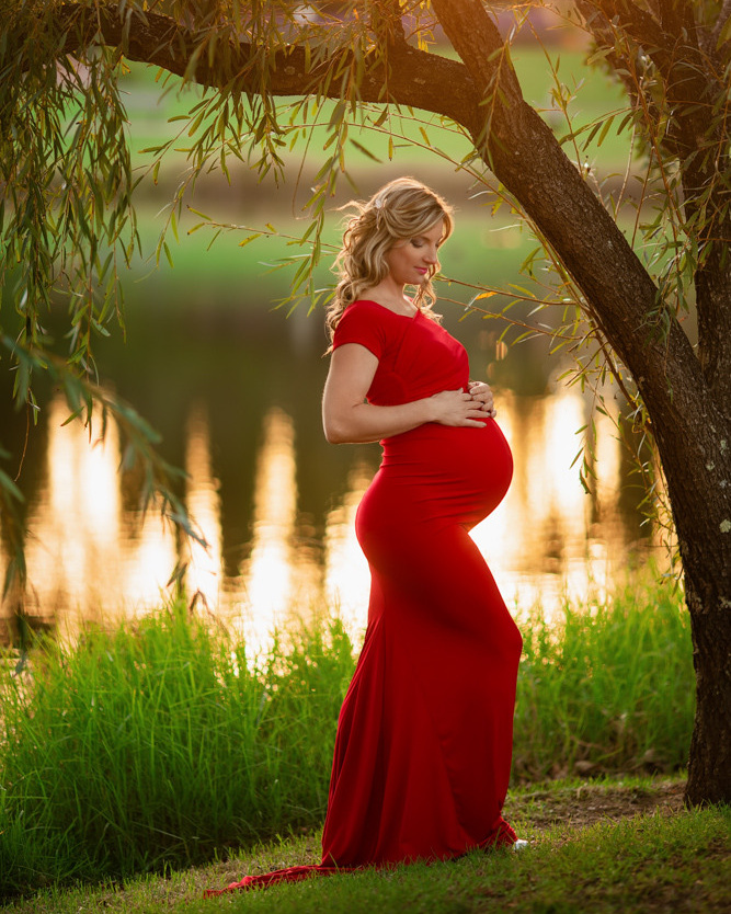 Maternity Photography Sydney, park. Pregnancy Photographer