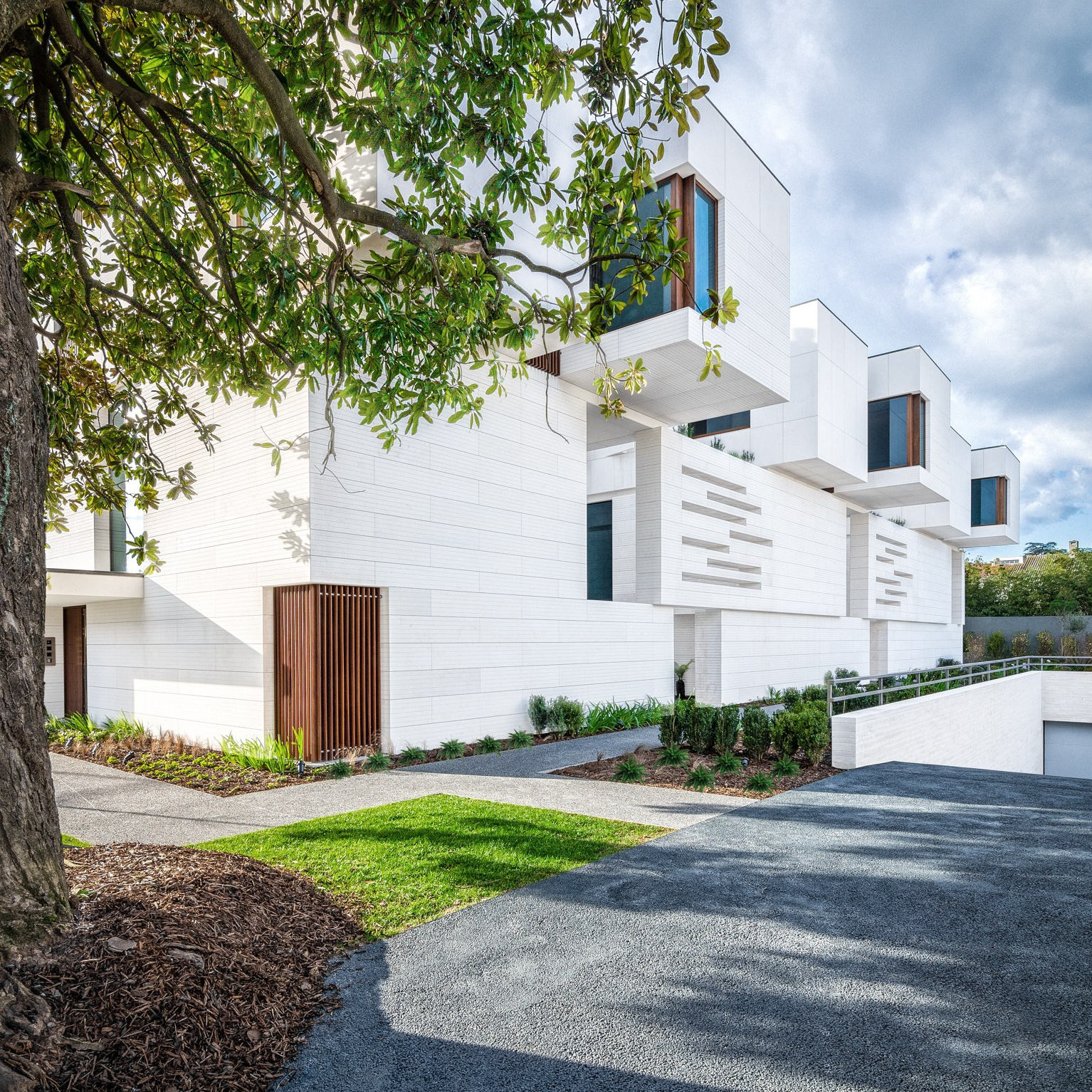 ESPAÇOS. André Fontoura