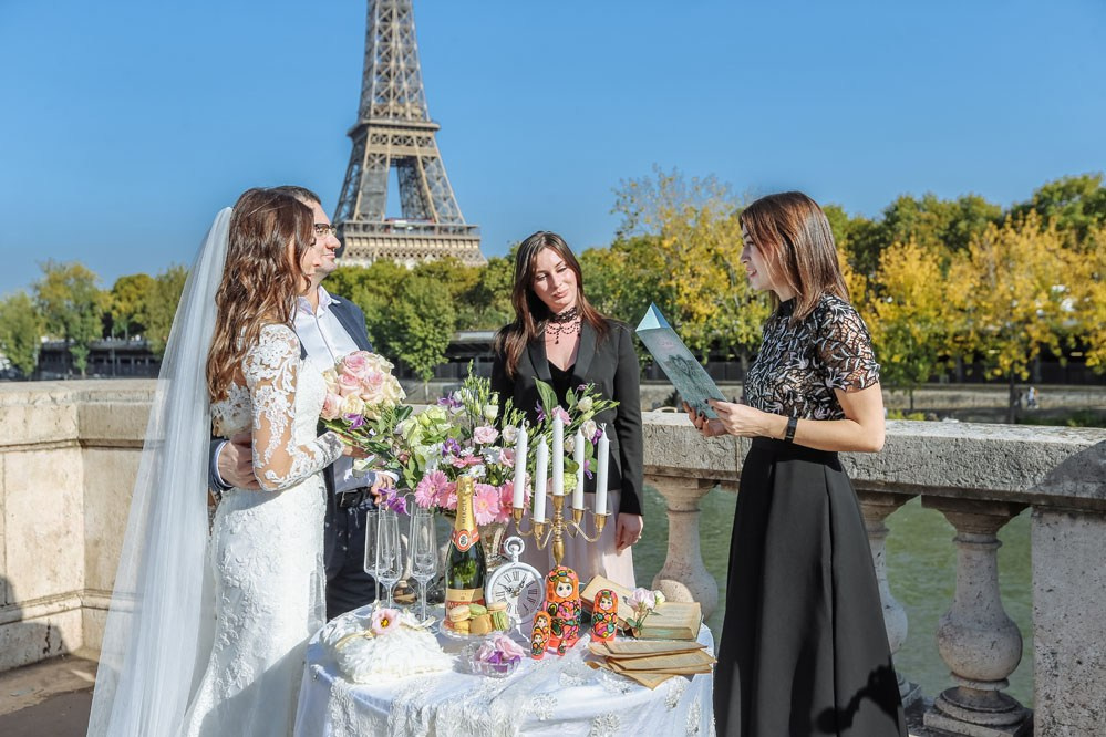 Top 7 Breathtaking Paris Elopement Locations. Photographe à Paris