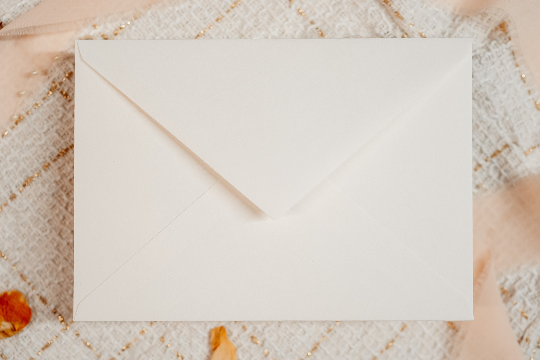 Plicuri. Fotograf Nuntă, Botez și Cununie Civilă în București - Mihai Popa