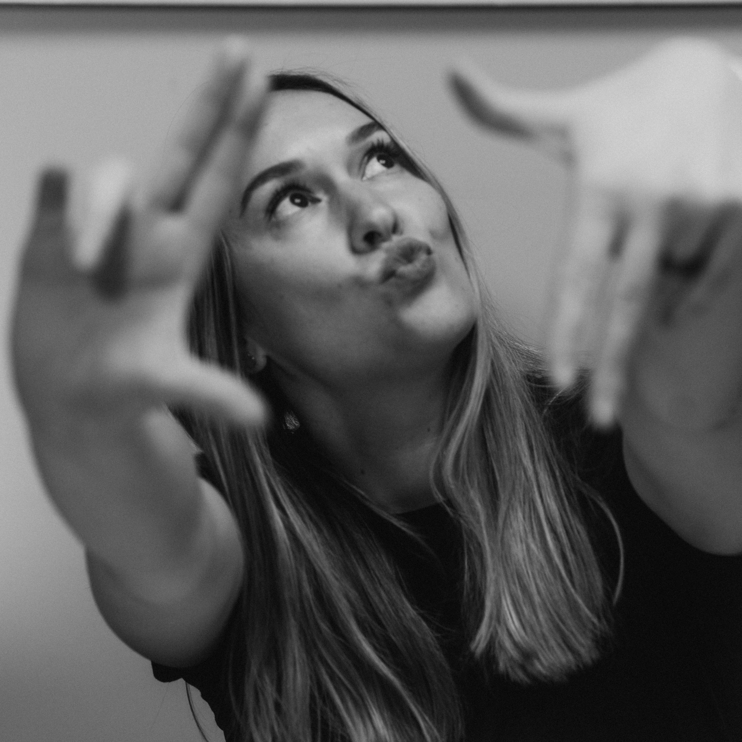 Contact Your Upstate New York Wedding Photographer – Albany, Saratoga, Lake George, Lake Placid, Malta, Columbia County, Schenectady. Wedding photography and Wedding Social Media Content in Upstate New York Gosocialwedding