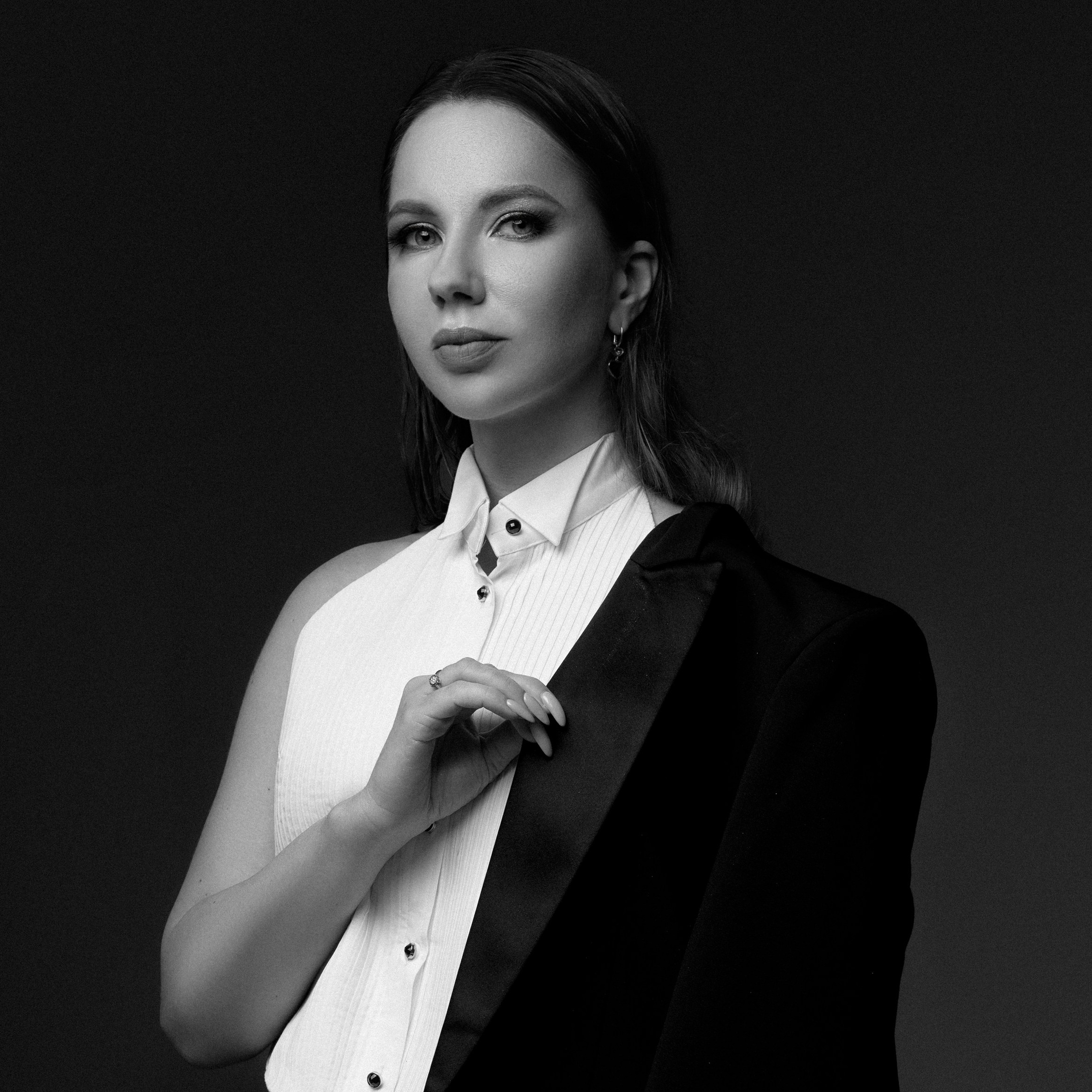 Контакты. Портретный и свадебный фотограф Алина Мур Рига