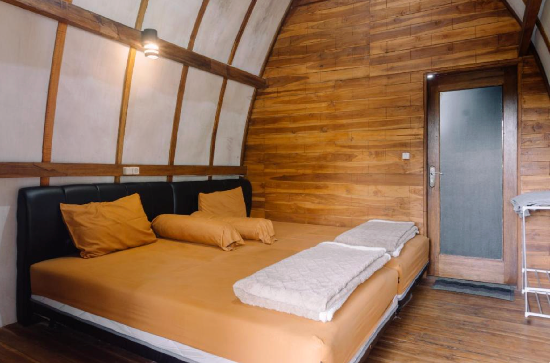 May 2 — 5 Sumbawa Whale Shark Tour via Lombok. Individual and couple Photographer in Bali — Bali Dream Photo