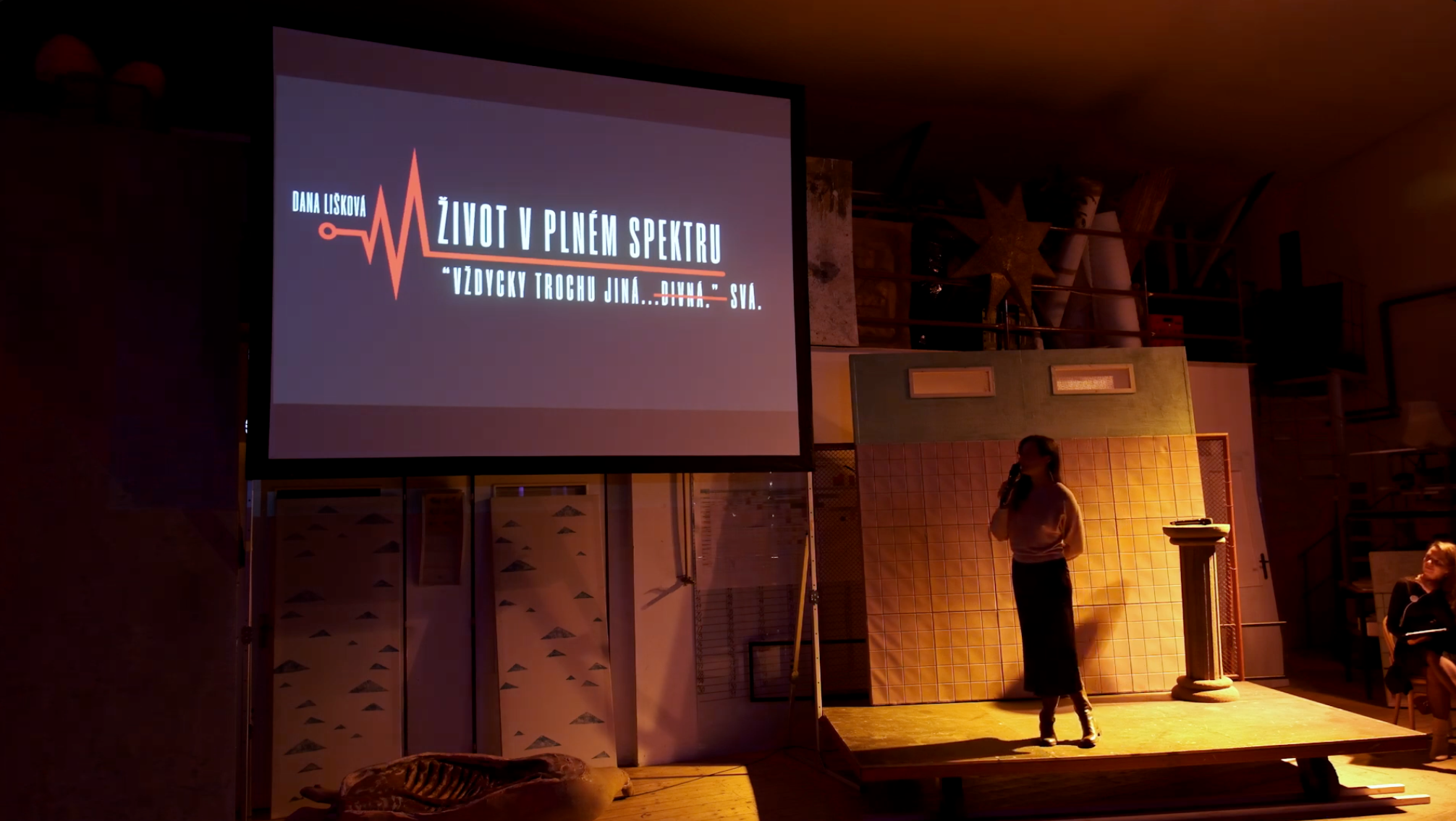 O MNĚ. Dana Lišková — Empatická fotografka | Introspektivní umělkyně | Neurodivergentní koučka| Zakladatelka Artepy.cz