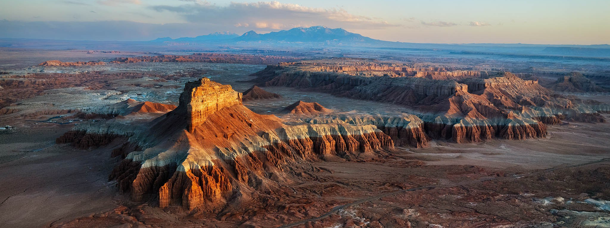 Eagle’s View: The American Southwest. Pet, Senior, Landscape, portrait studio, photographer in Miami and Sou