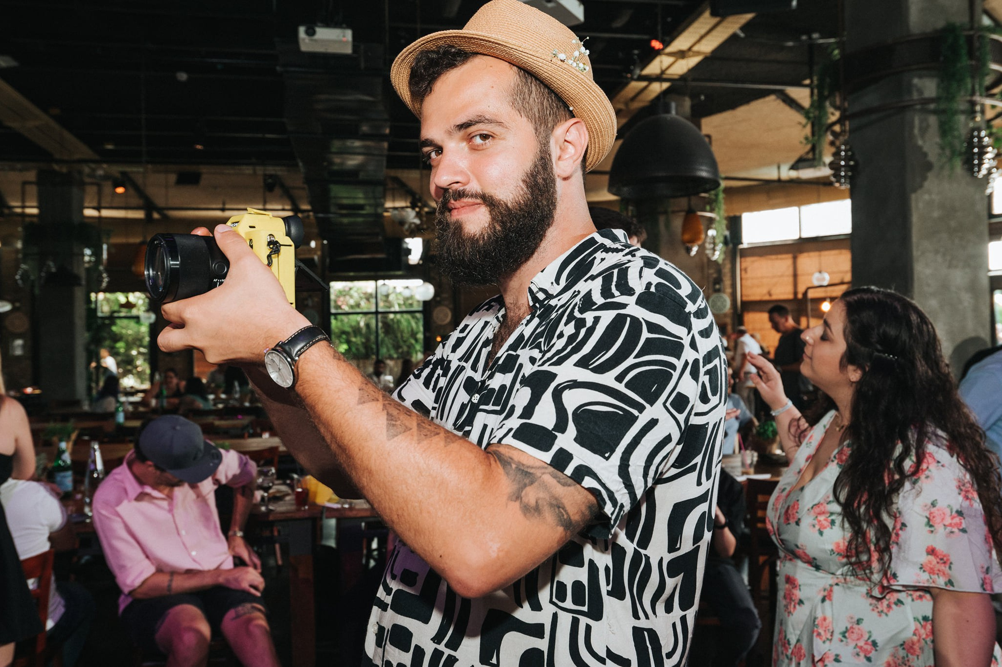 About. Zimin Iliya — Wedding Videographer