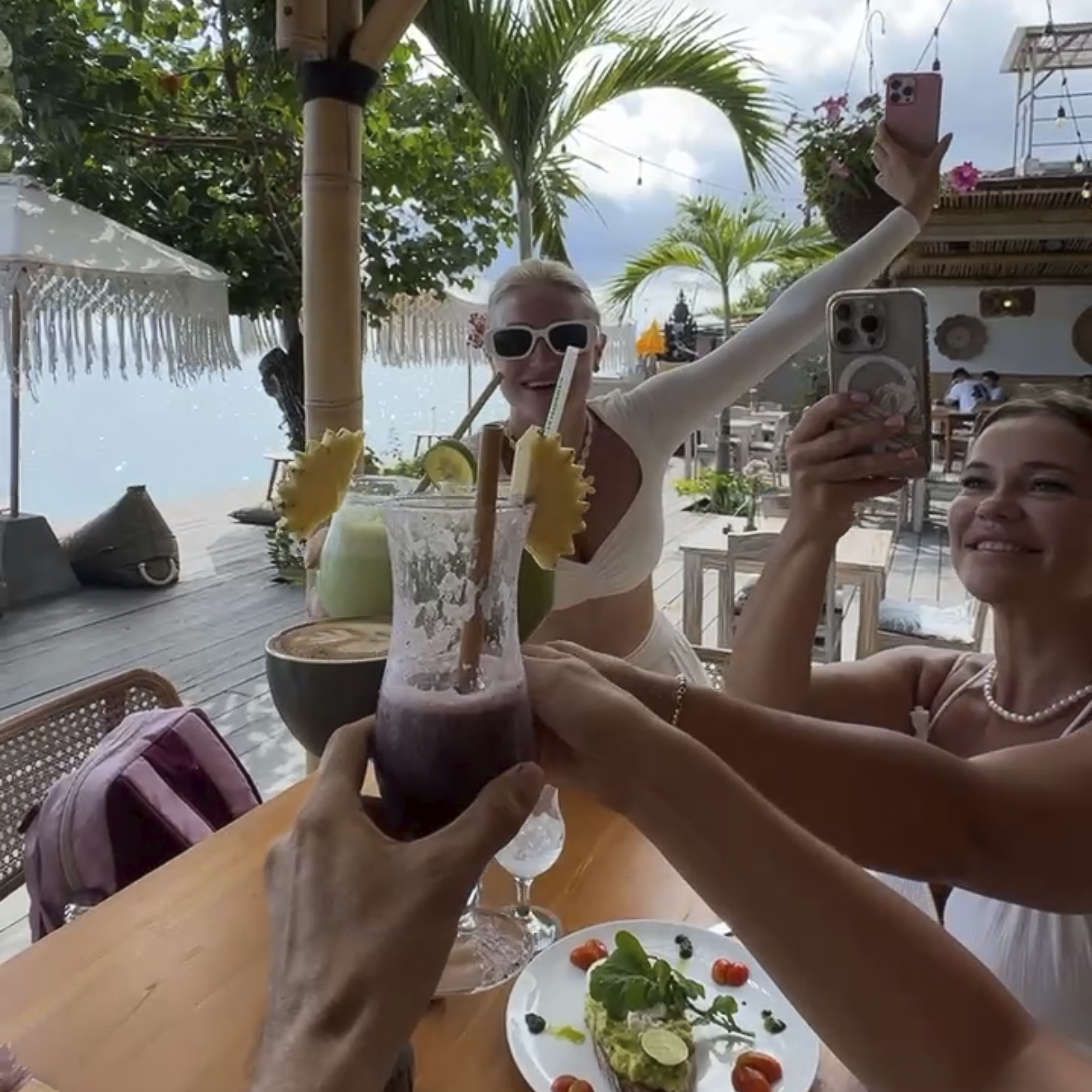 March 21-22 Nusa Penida + snorkeling with Manta Rays. Individual and couple Photographer in Bali — Bali Dream Photo