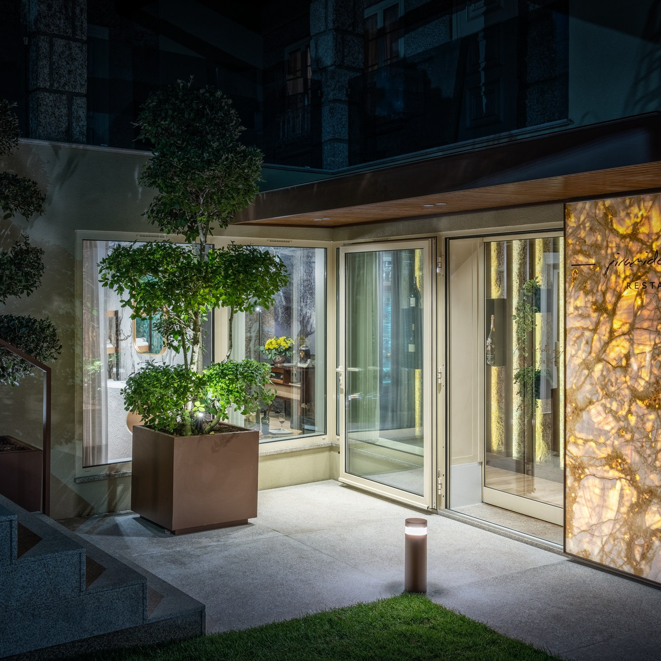 ESPAÇOS. André Fontoura