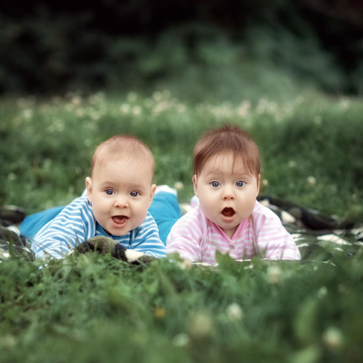 Detská a rodinná fotografia Banskobystrický kraj. Bratislavský kraj. Fotograf kameraman na svadbu Bratislava Banská Bystrica Сelé Slovensko svadobný kameraman