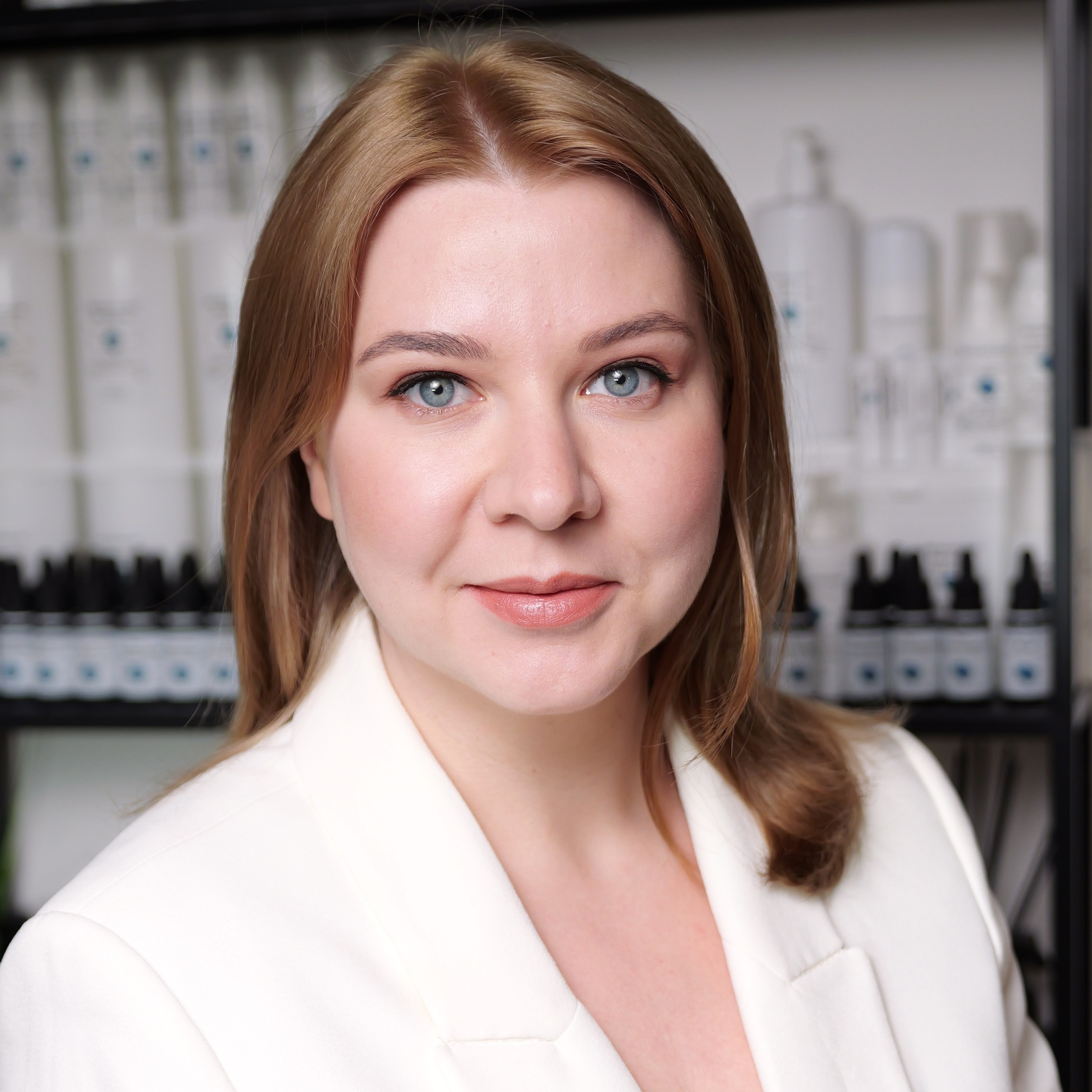 Online-Hautdiagnostik. Kosmetikstudio Victoria Becker