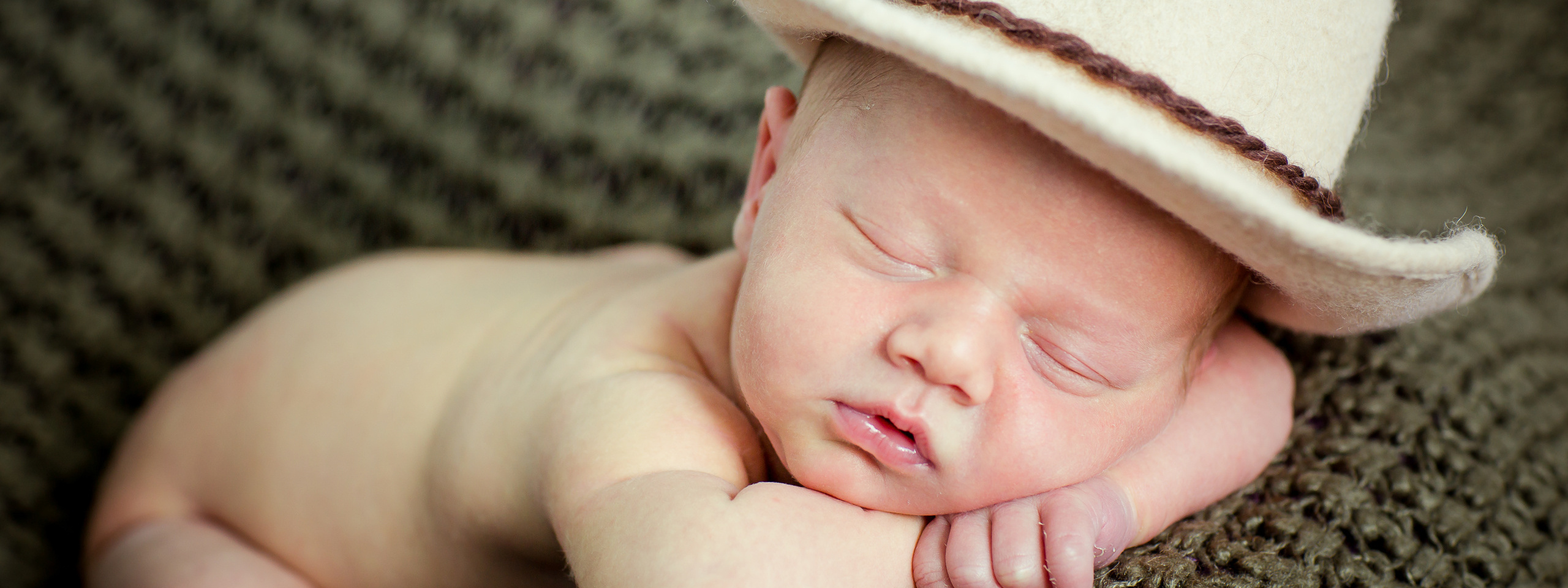 New Born and Maternity Packages. Pet, Senior, Landscape, portrait studio, photographer in Miami and Sou