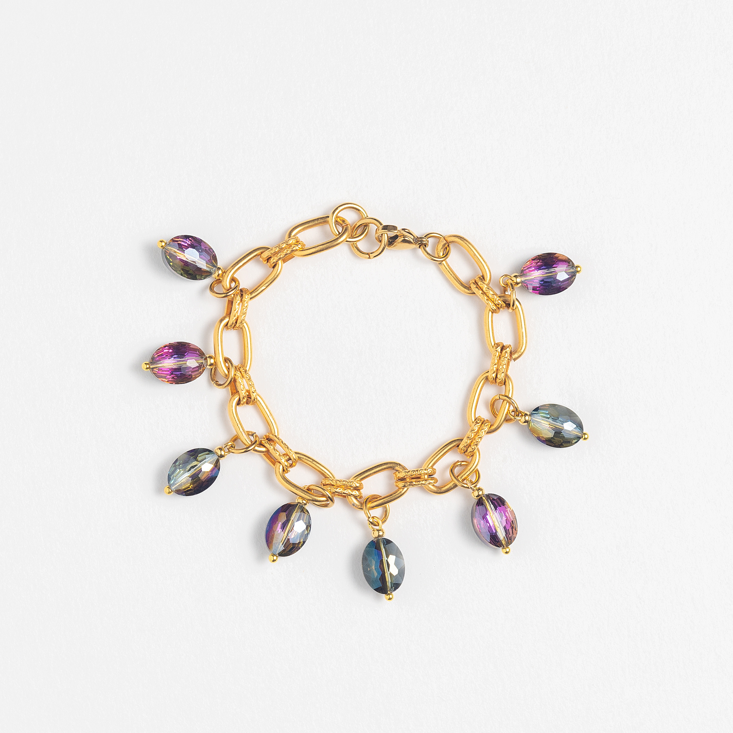 Professional photography of jewelry. Photographer Crete | Portrait Photographer | Evgenios Paopano