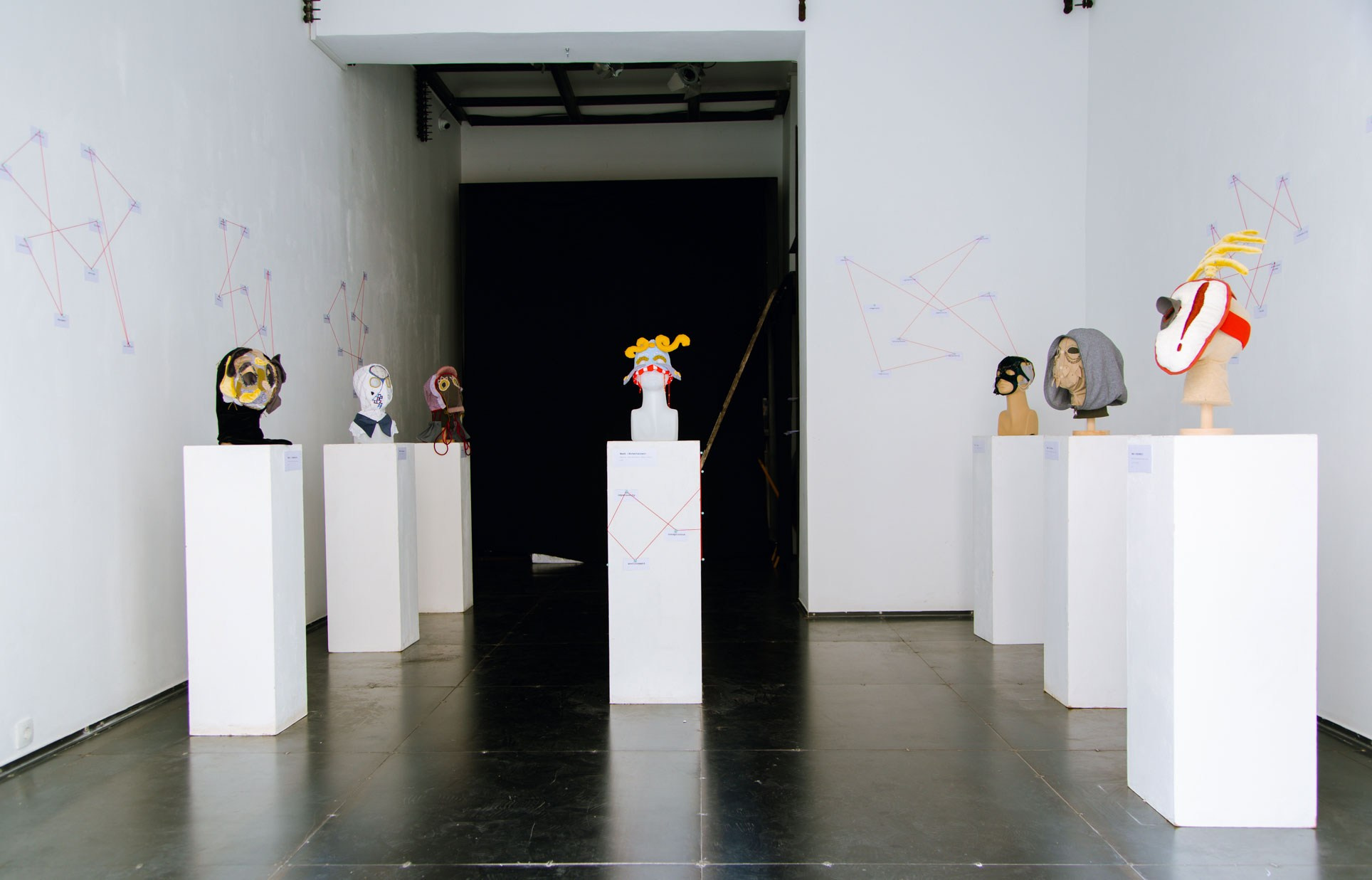 NON ACQUAINTANCE / 2021-2024. Daria Goncharova / Conceptual artist
