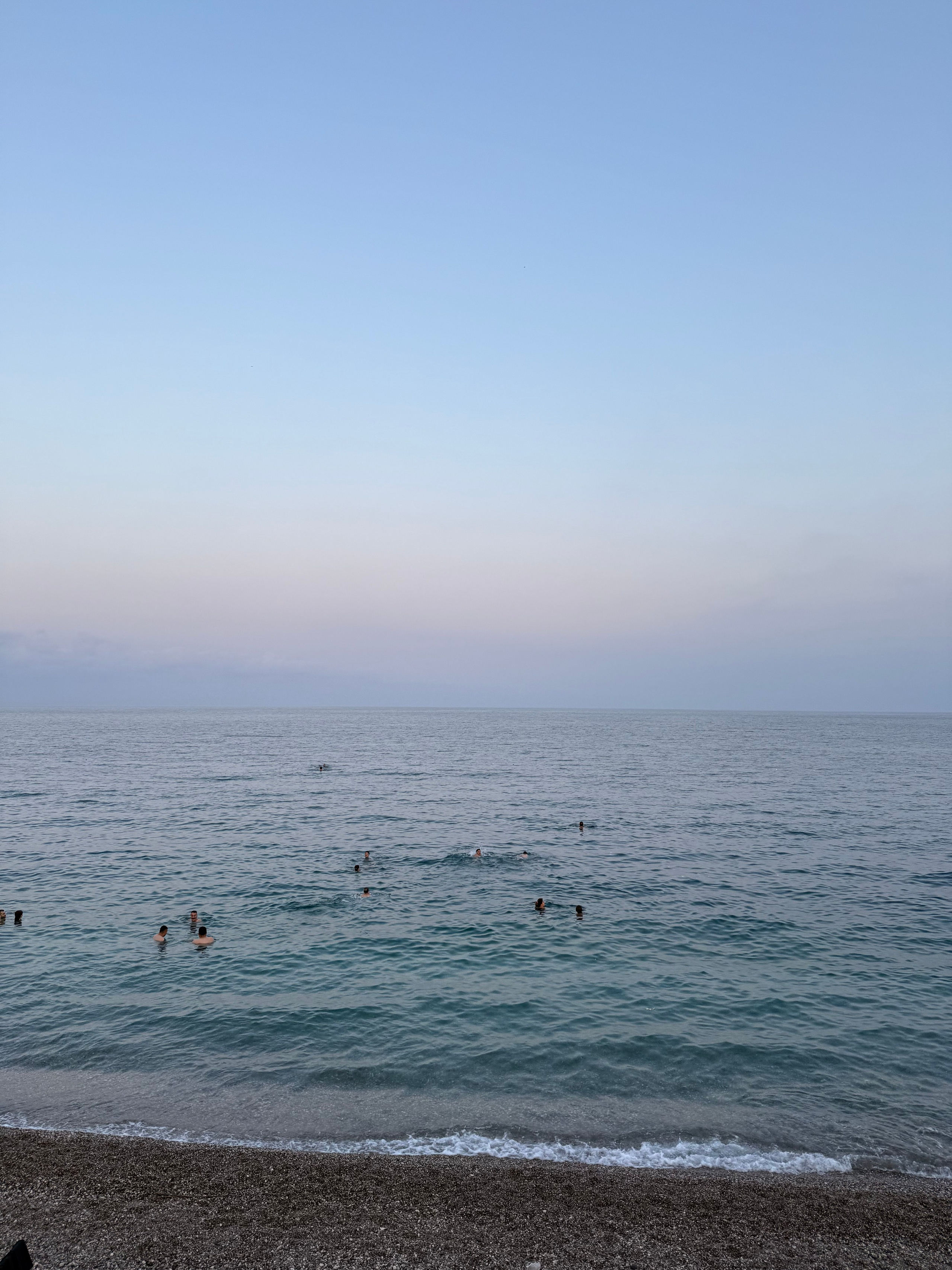 9 Tage in der Türkei: Entspannt und locker. Zwei Tage in jeder Stadt: Istanbul, Antalya, Kaş und ein Villenaufenthalt mit Bergblick