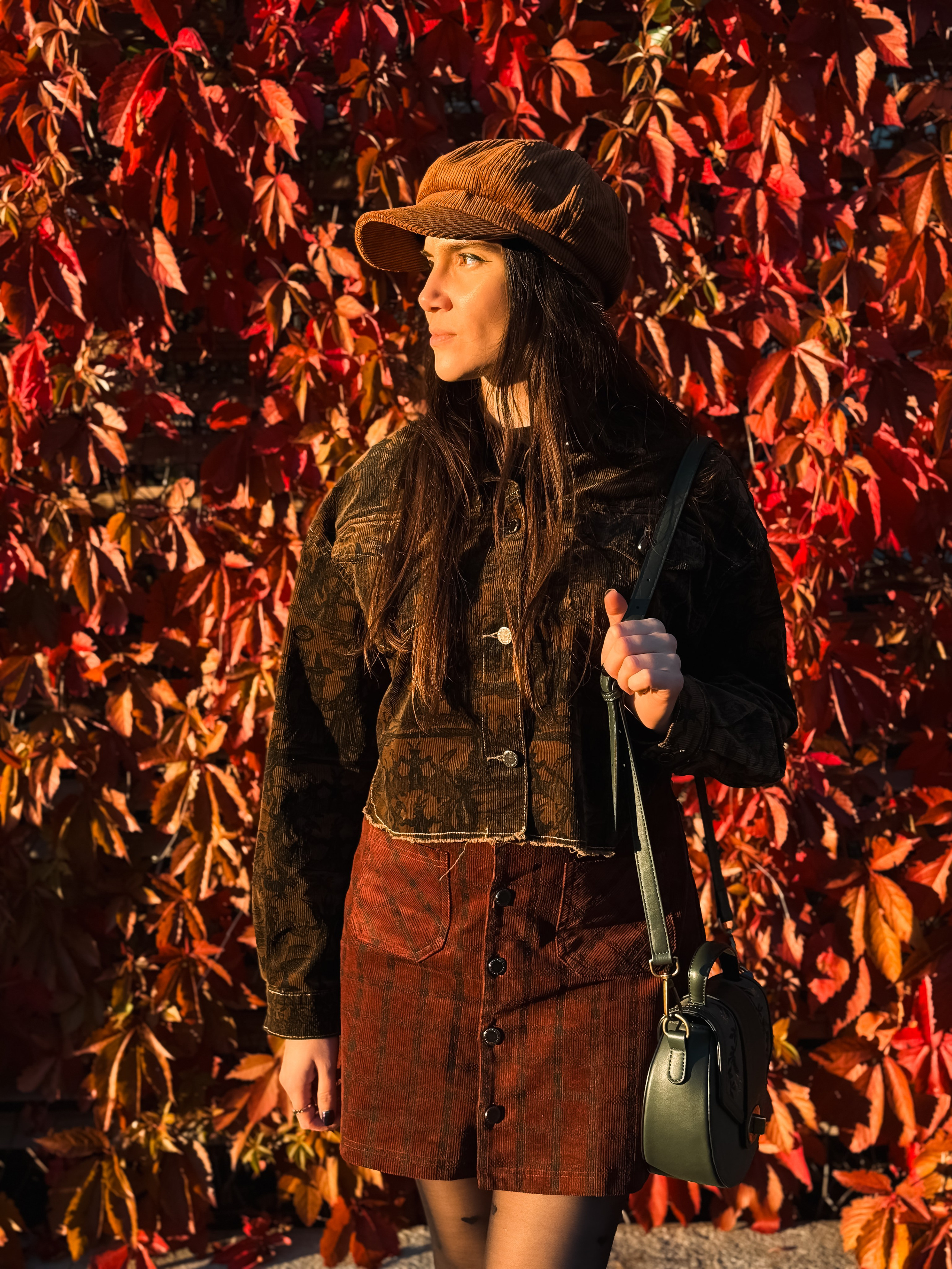 About. Helen Reveur | Illustrator & Brand Designer | Ready-Made & Custom Illustrations