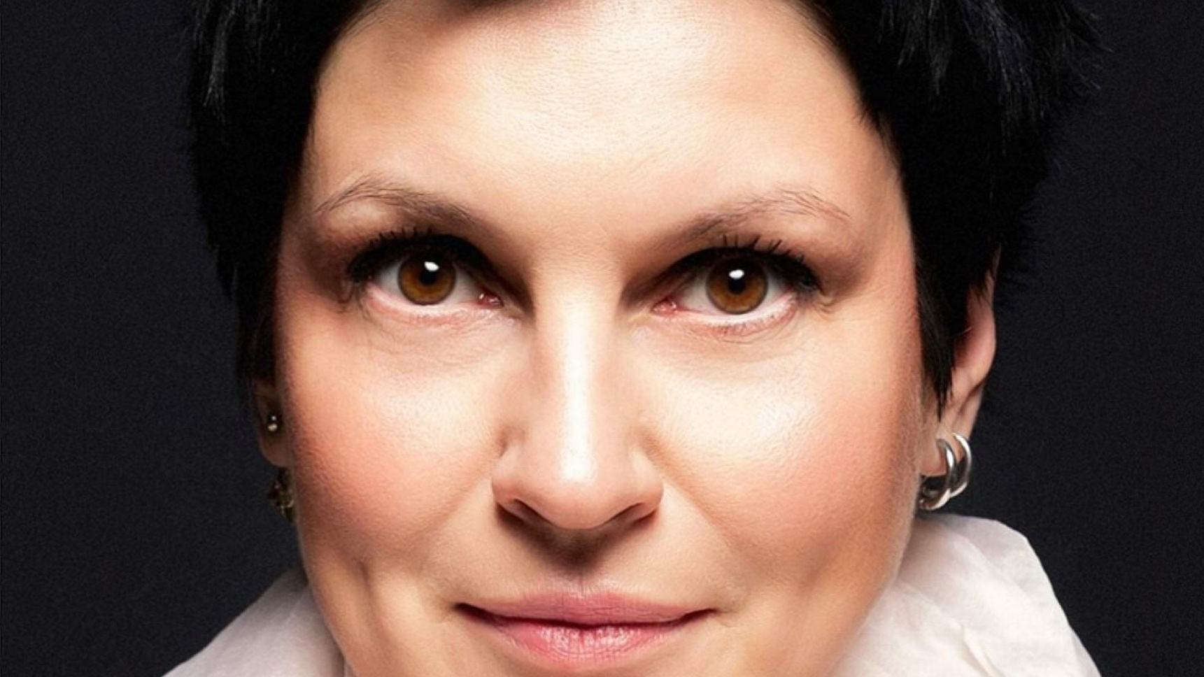 Видео и интервью с участием Марии Тарлецкой. Скульптор кузнец Мария Тарлецкая