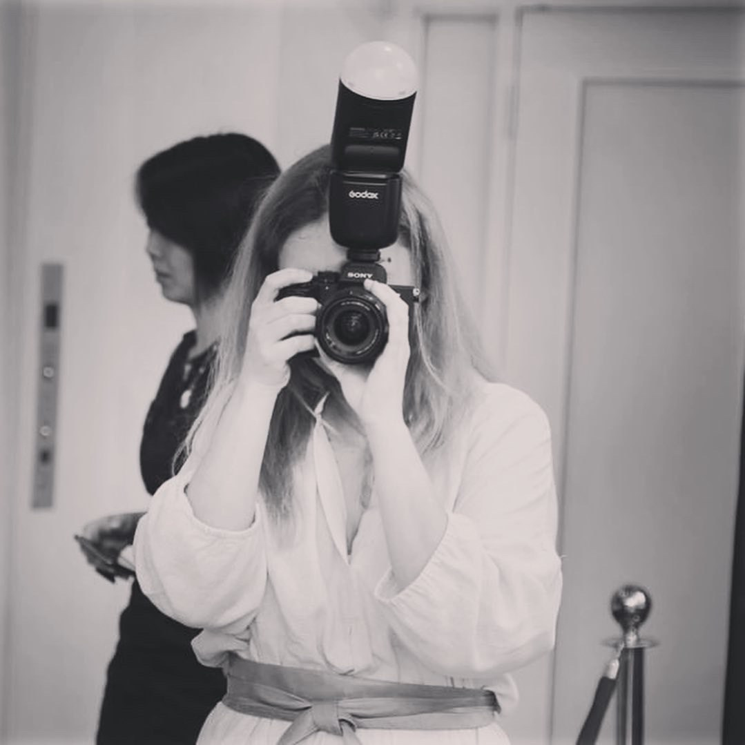 Contact Toronto Photographer | Book Your Session with Madhurina. Madhurina photography