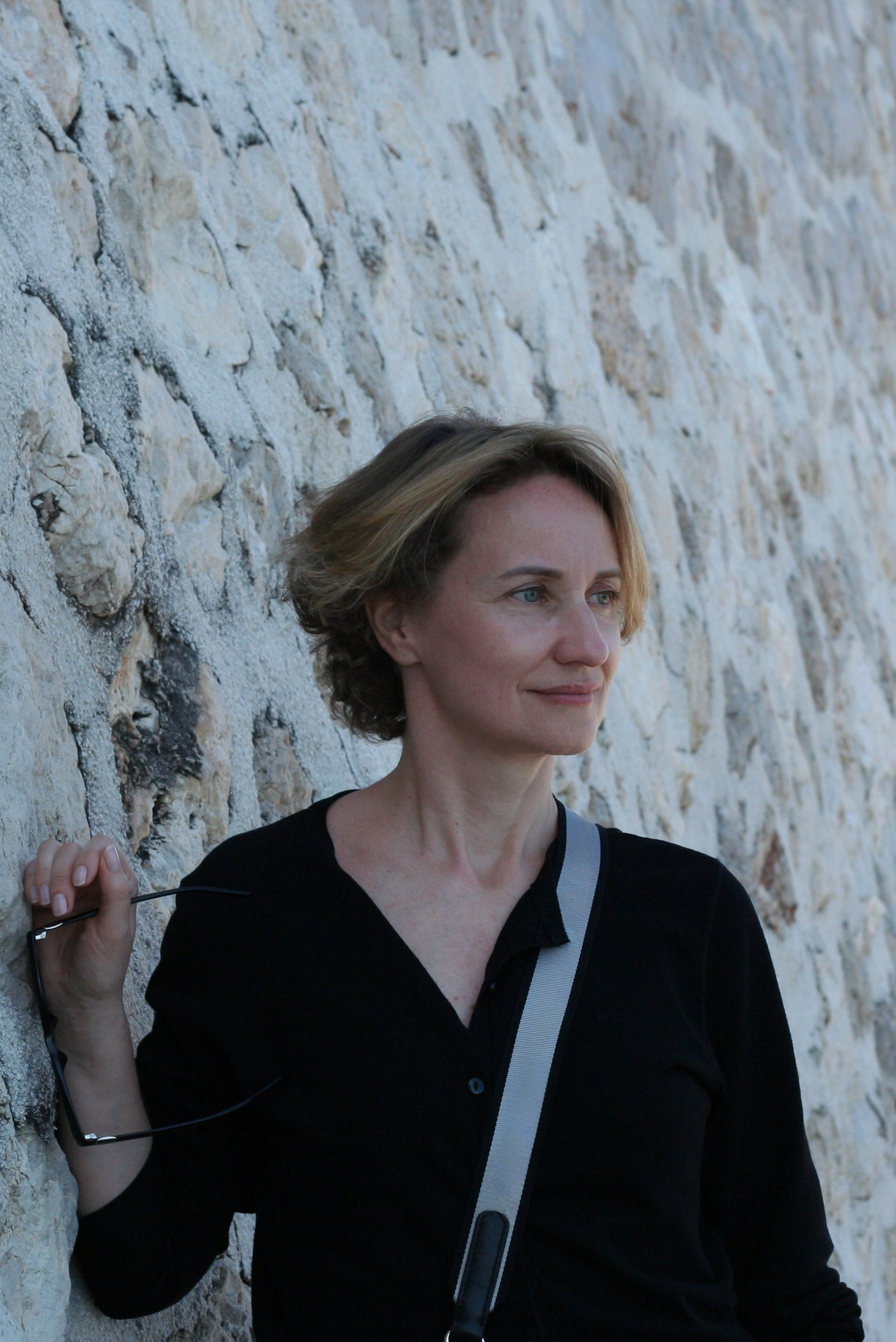 Yulia — portrait, tourist & love story photographer in Paris