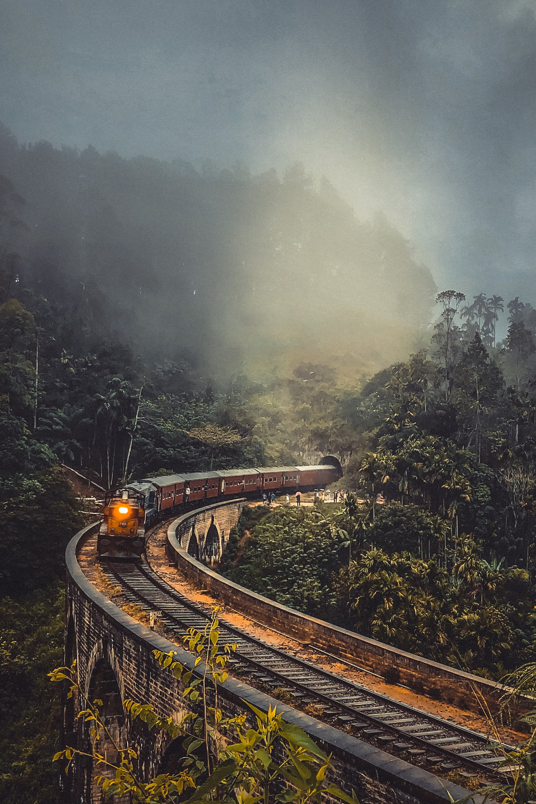 Two day tours in Sri Lanka. Moshch Destination Management pvt ltd. Photo-tours / excursions/ luxury private tours in Sri Lanka