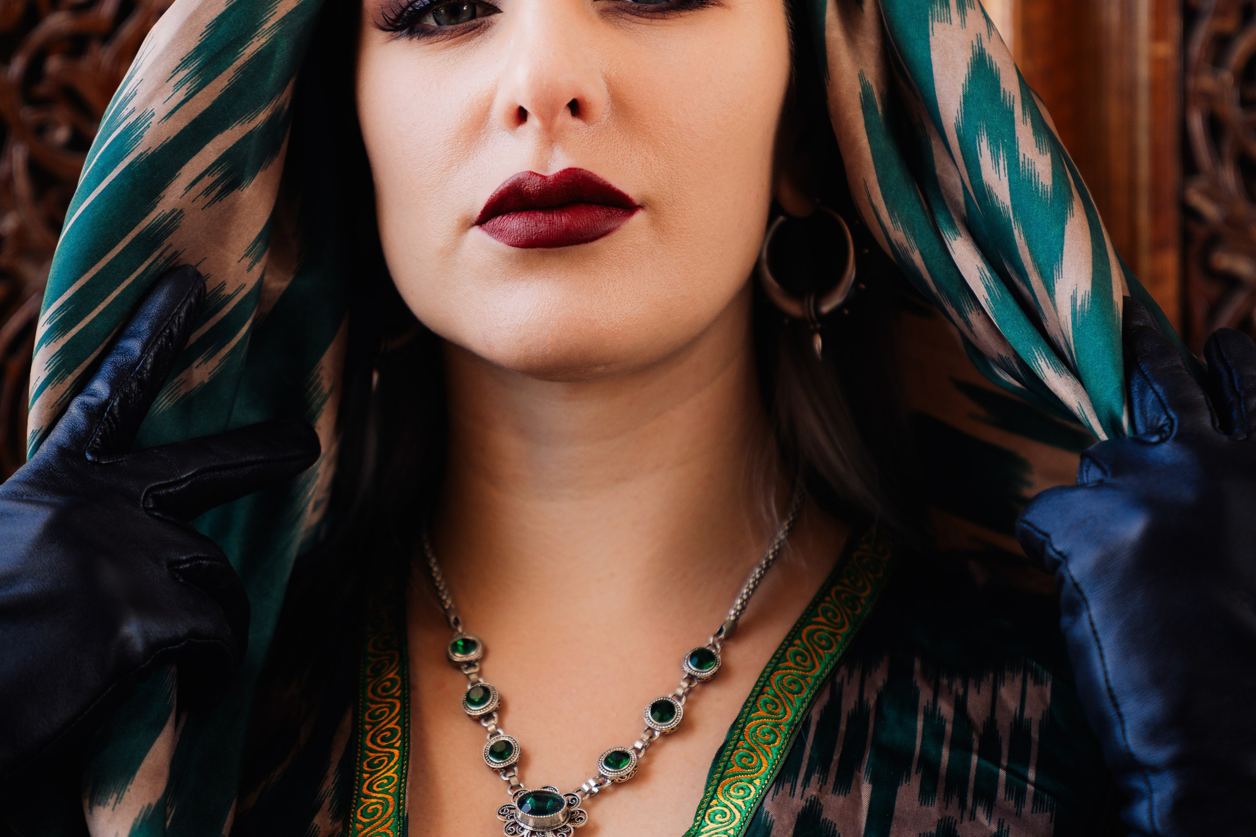 Фотосессия в Ташкенте в национальной одежде. Photographer in Uzbekistan and Samarkand Djasur Marupov