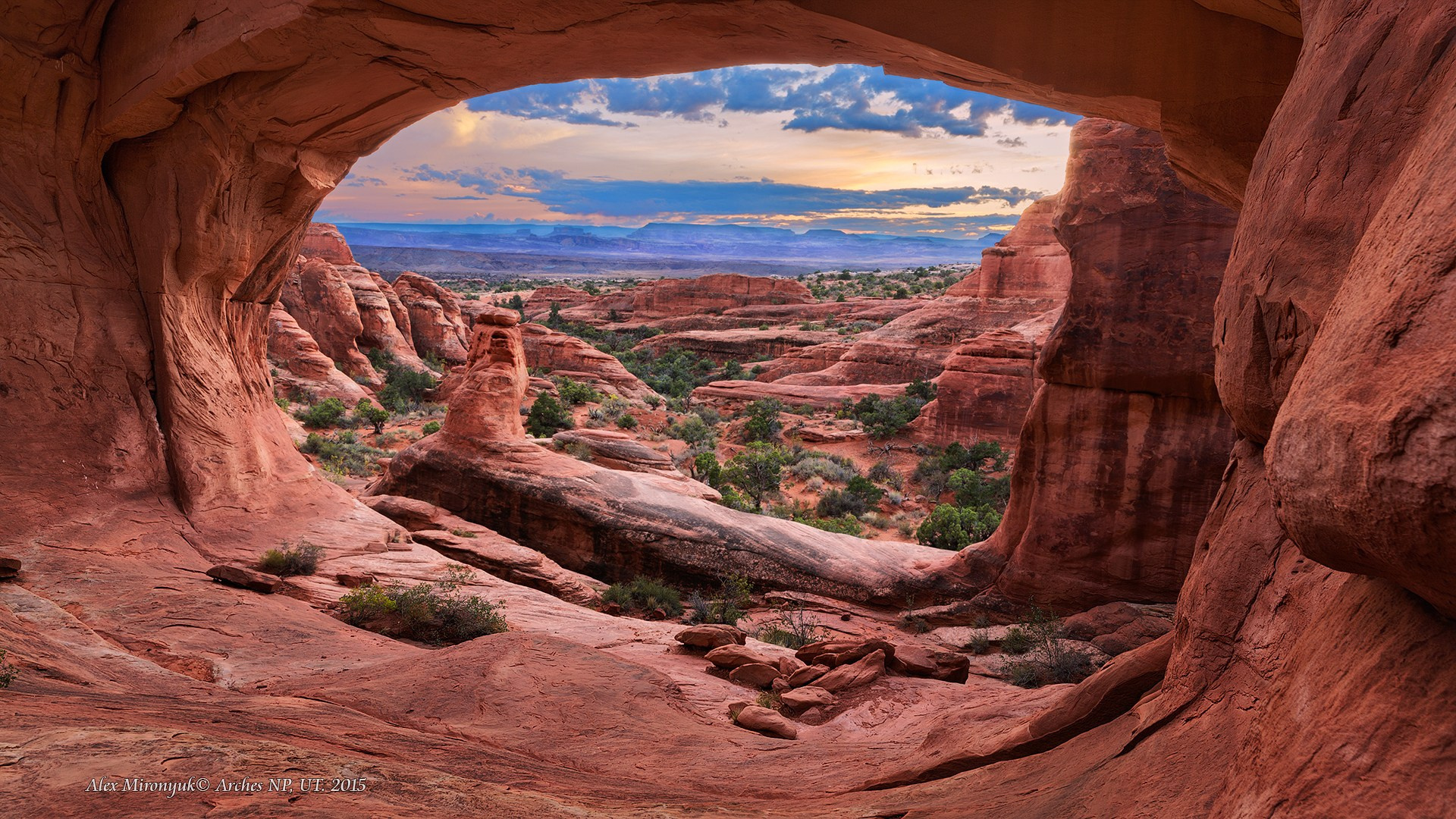 New Year In Utah. Pet, Senior, Landscape, portrait studio, photographer in Miami and Sou