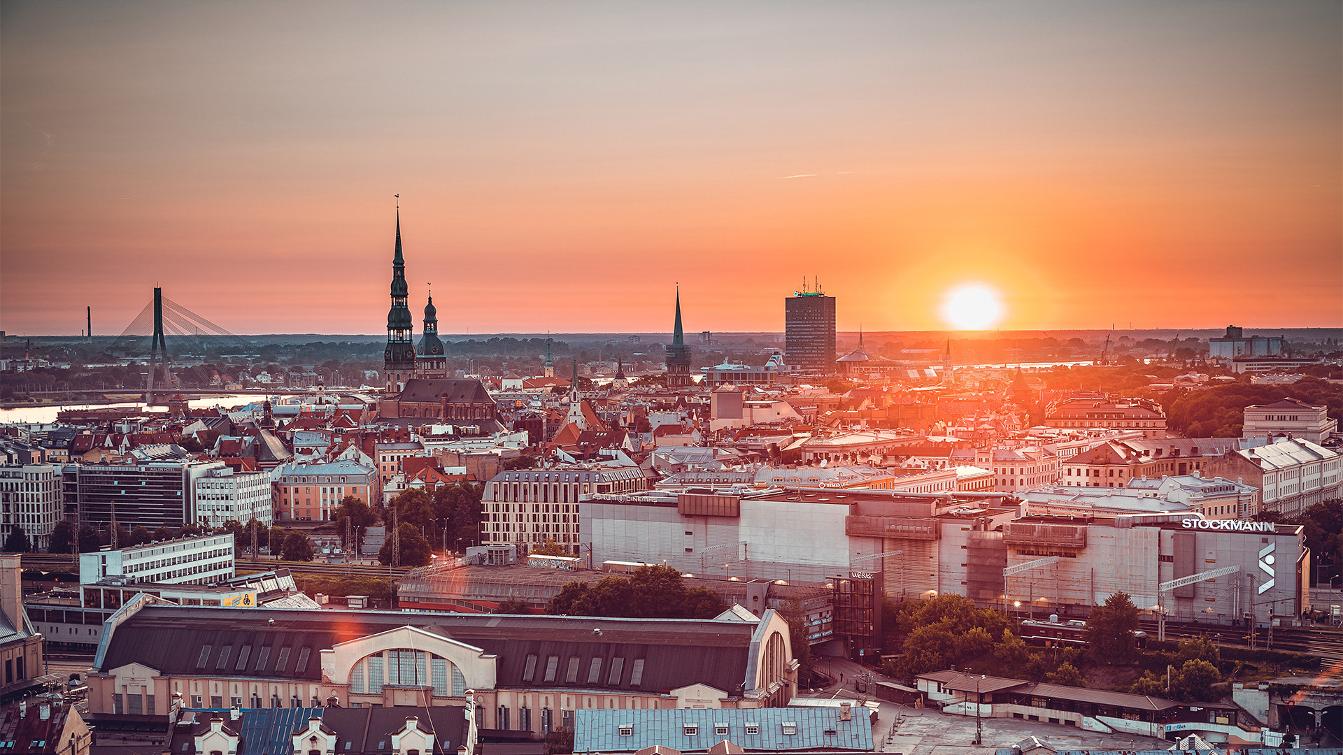 Contacts. Photographer Eduard Nesterov
