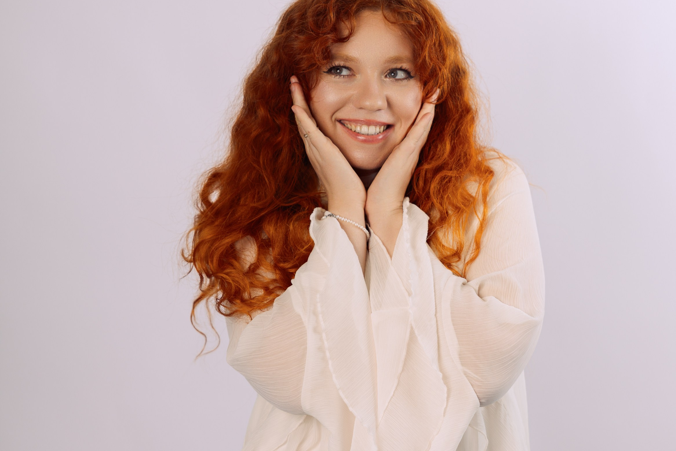 Dog portrait photoshoot in the Netherlands with autumn leaves