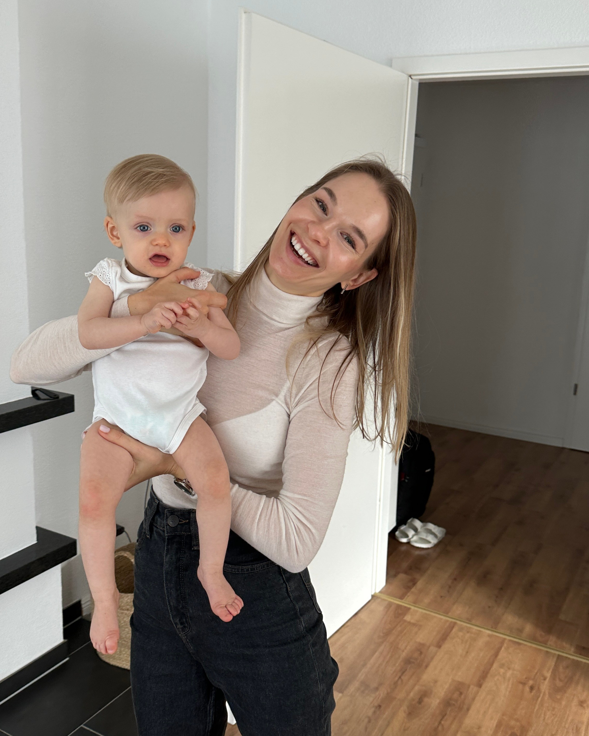 A Family Home Photoshoot in Frankfurt. Fotograf in Frankfurt | Evgeniia Dubrov