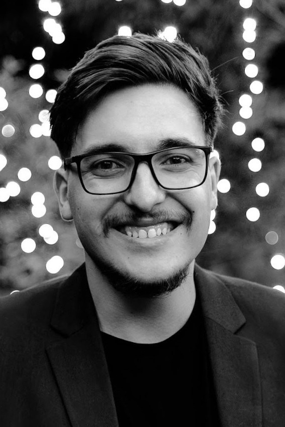 Portrait of wedding filmmaker Teodor Dusa