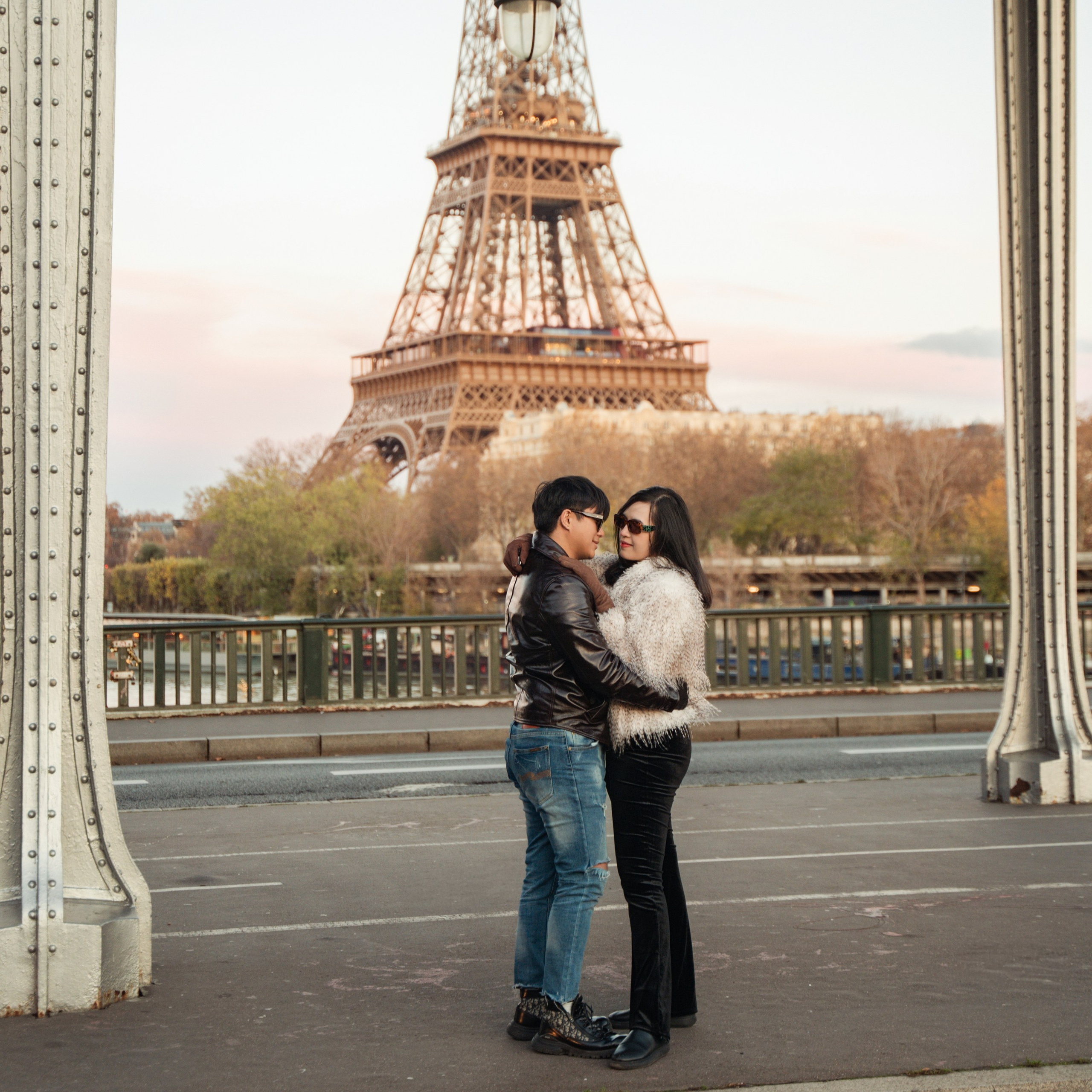 Team. Photographer in Paris Yulia Shkadina | Couples, engagement, pre-wedding, individual photo-shoots in Paris at the best locations